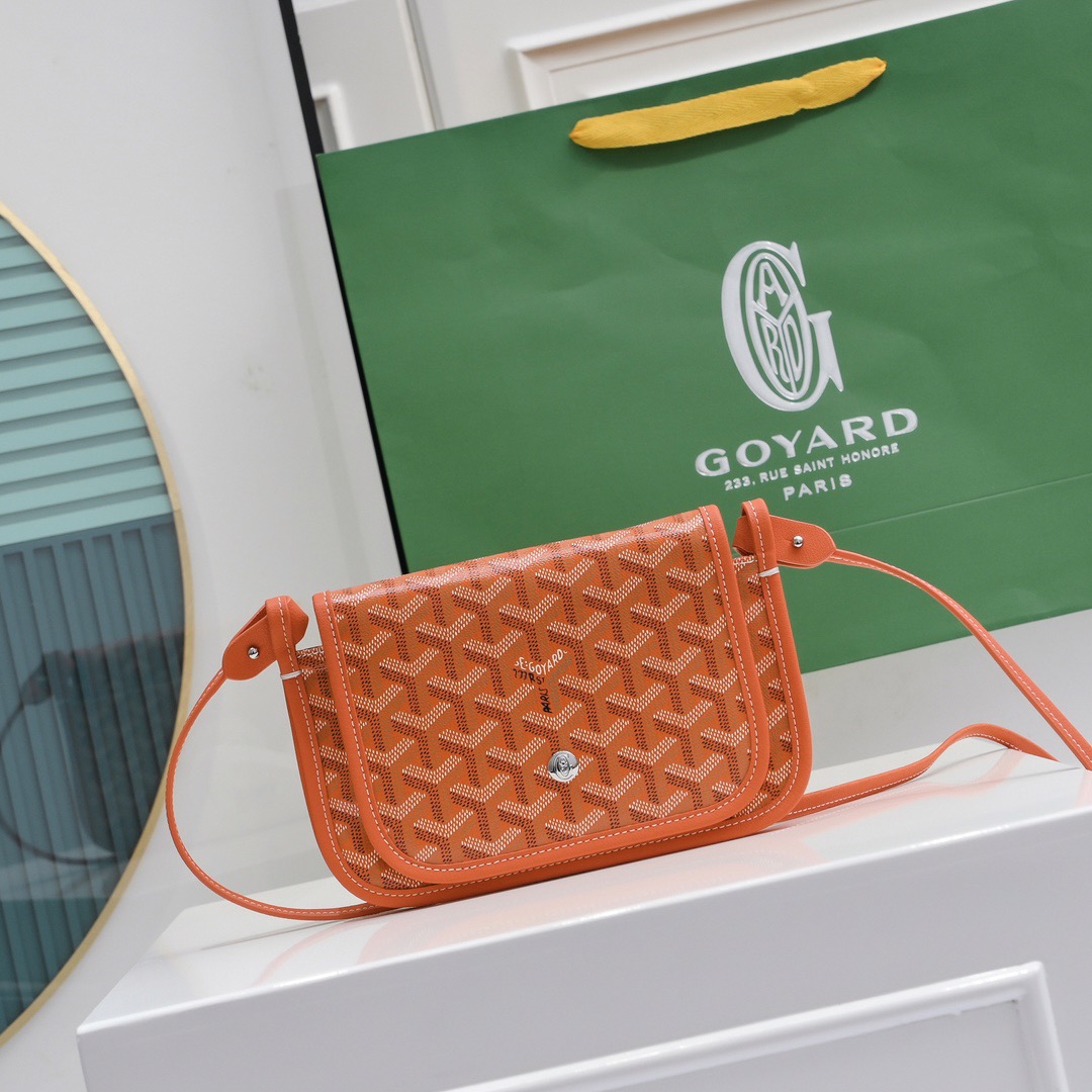 Goyard Shoulder Bags Size 20.5*14*2cm