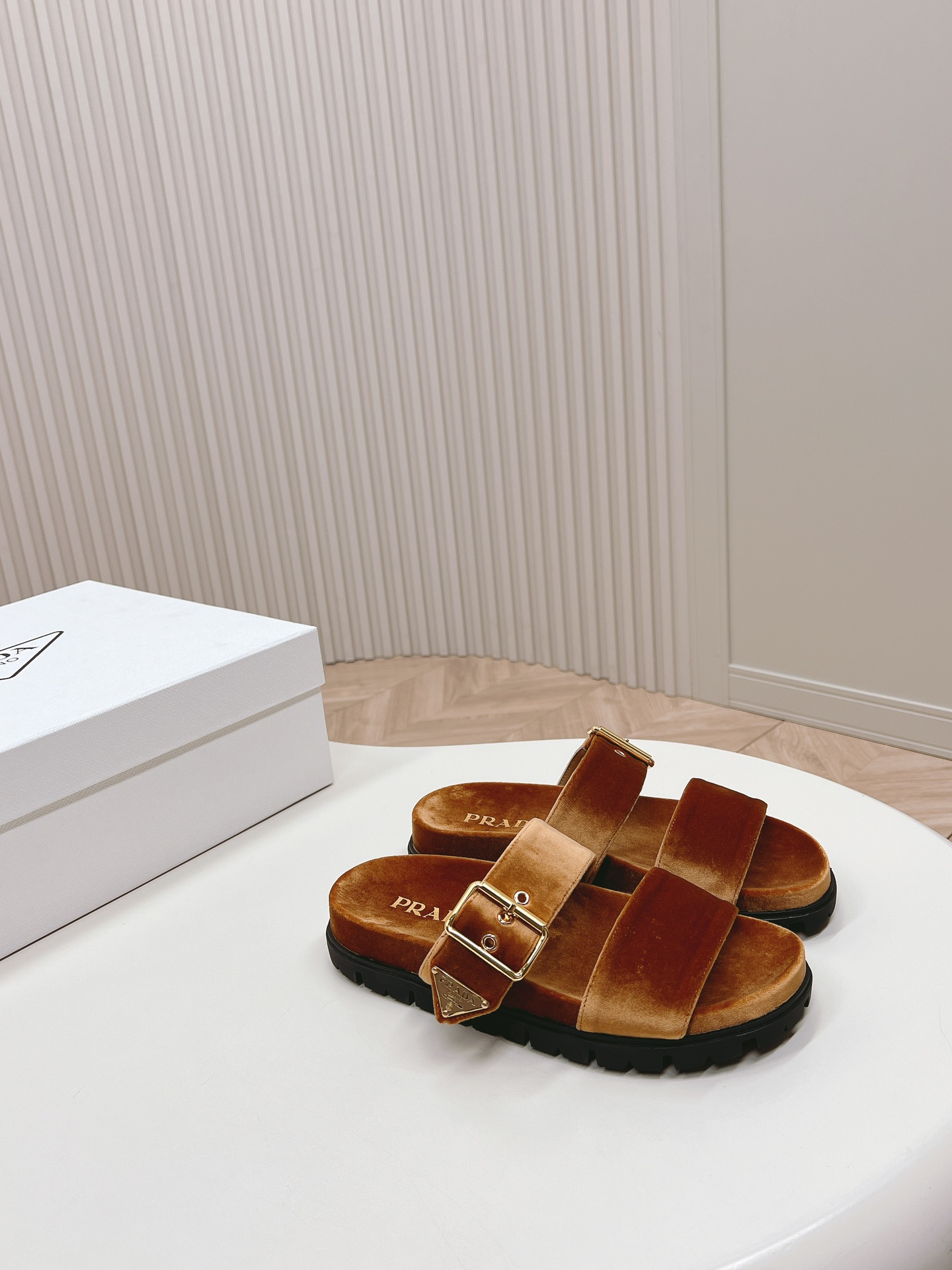 Prada 2024ss Slippers Size 36-40