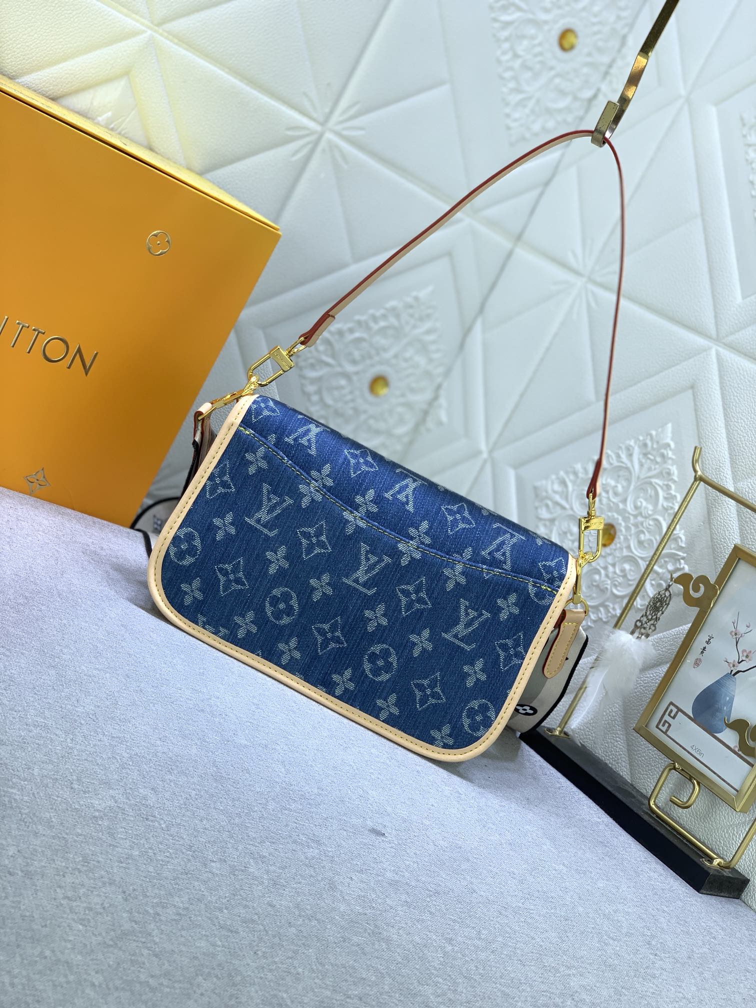 Louis Vuitton M45985 Diane Denim Cowboy Shoulder Bags Size 25*9*15cm