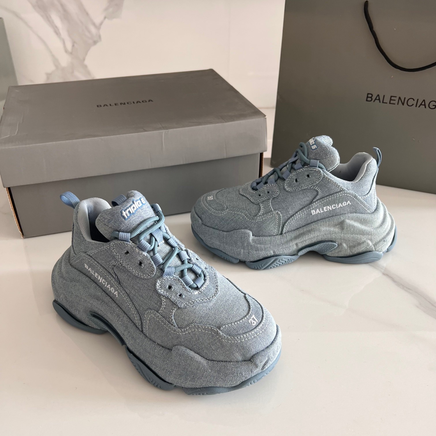 Balenciaga 2023 New Triple S Sneaker Unisex Size 35-45