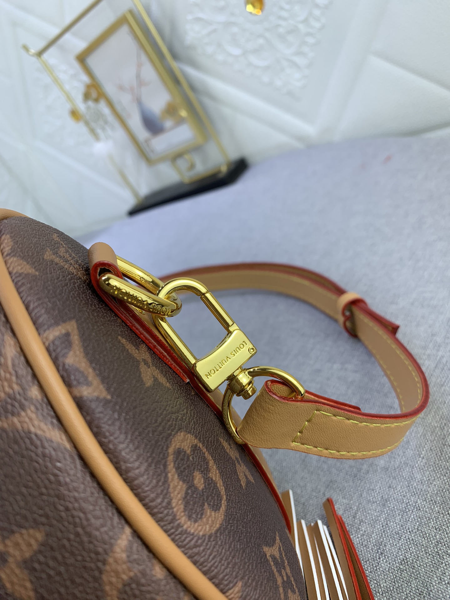 Louis Vuitton Monogram Eclipse Reverse Keepall 25 Travel Bags Size 25*15*11cm