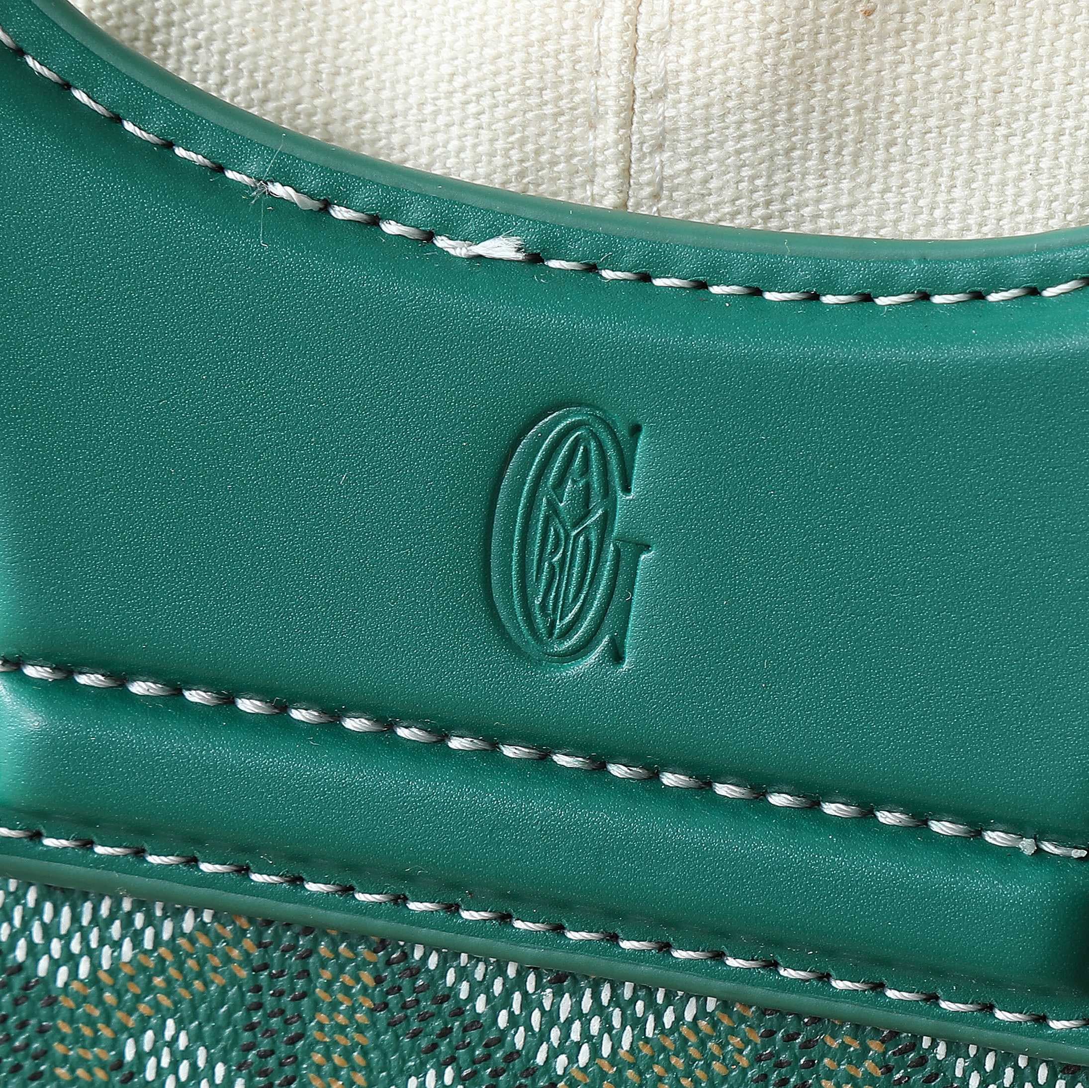 Goyard Beluga Shoulder Bags Size 23*18.5*8cm