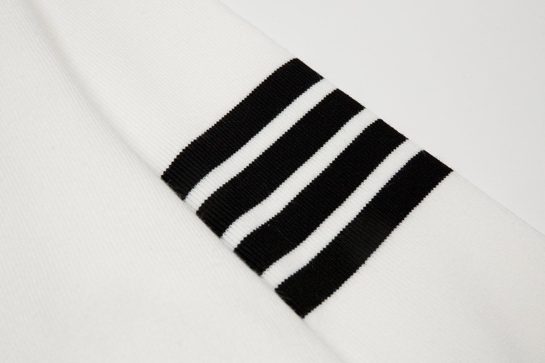 Thom Browne Unisex Sweatshirt Size S-XL