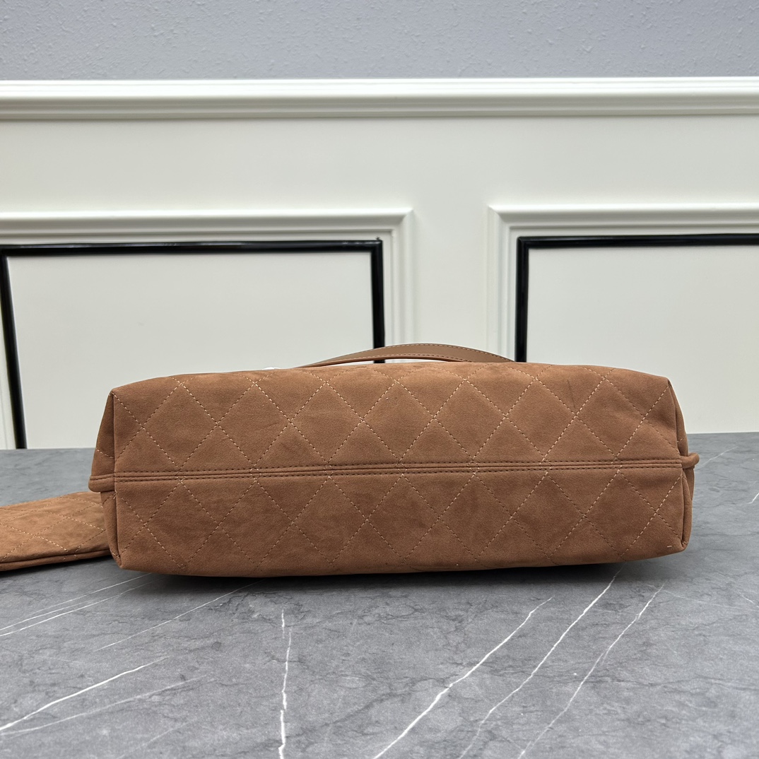 Chanel Women Shoulder Bags 47*30*13cm