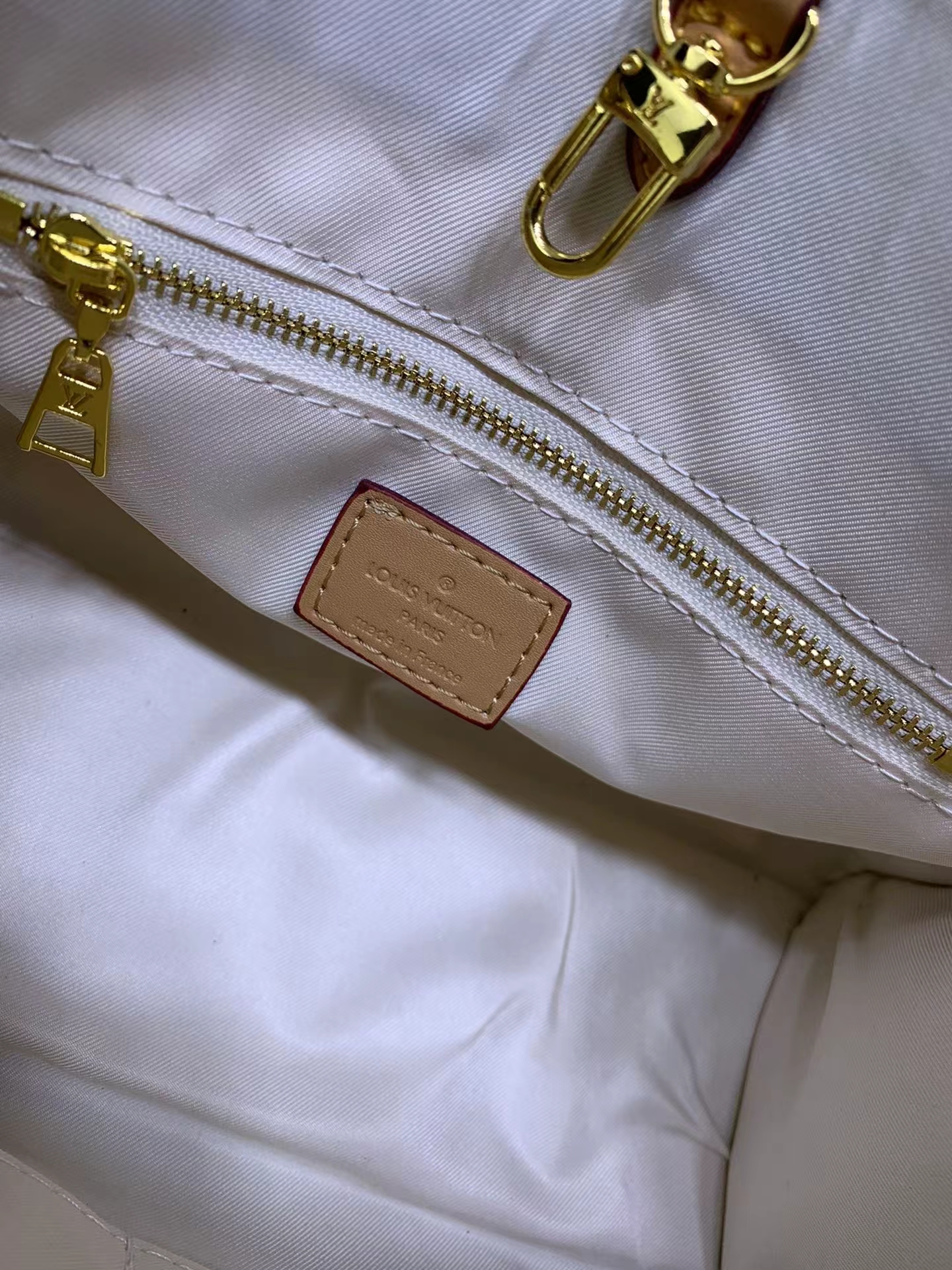 Louis Vuitton Monogram Reverse Giant Toron Denim Cowboy Women Shopping Bags 25*19*11.5cm