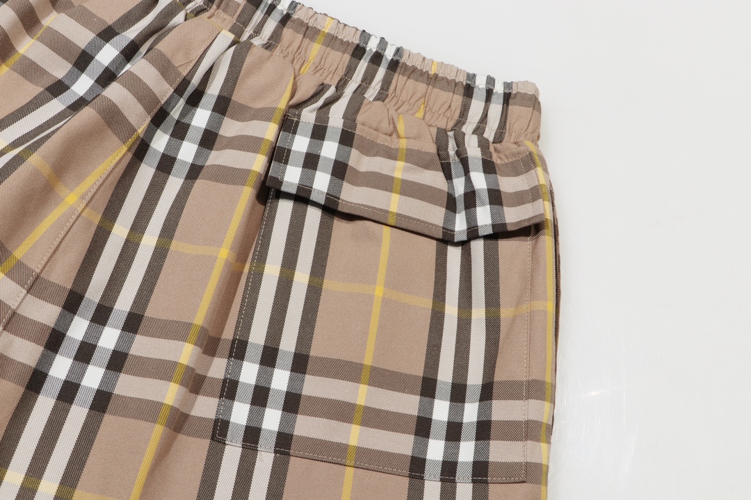 Burberry Unisex Shorts S-XL