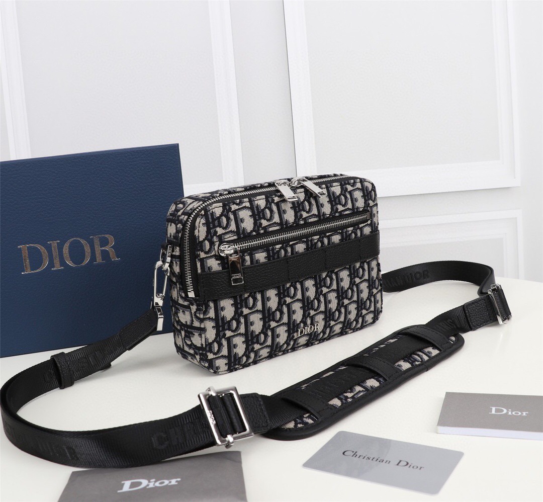Dior Mens Shoulder Bags 22*15*5cm