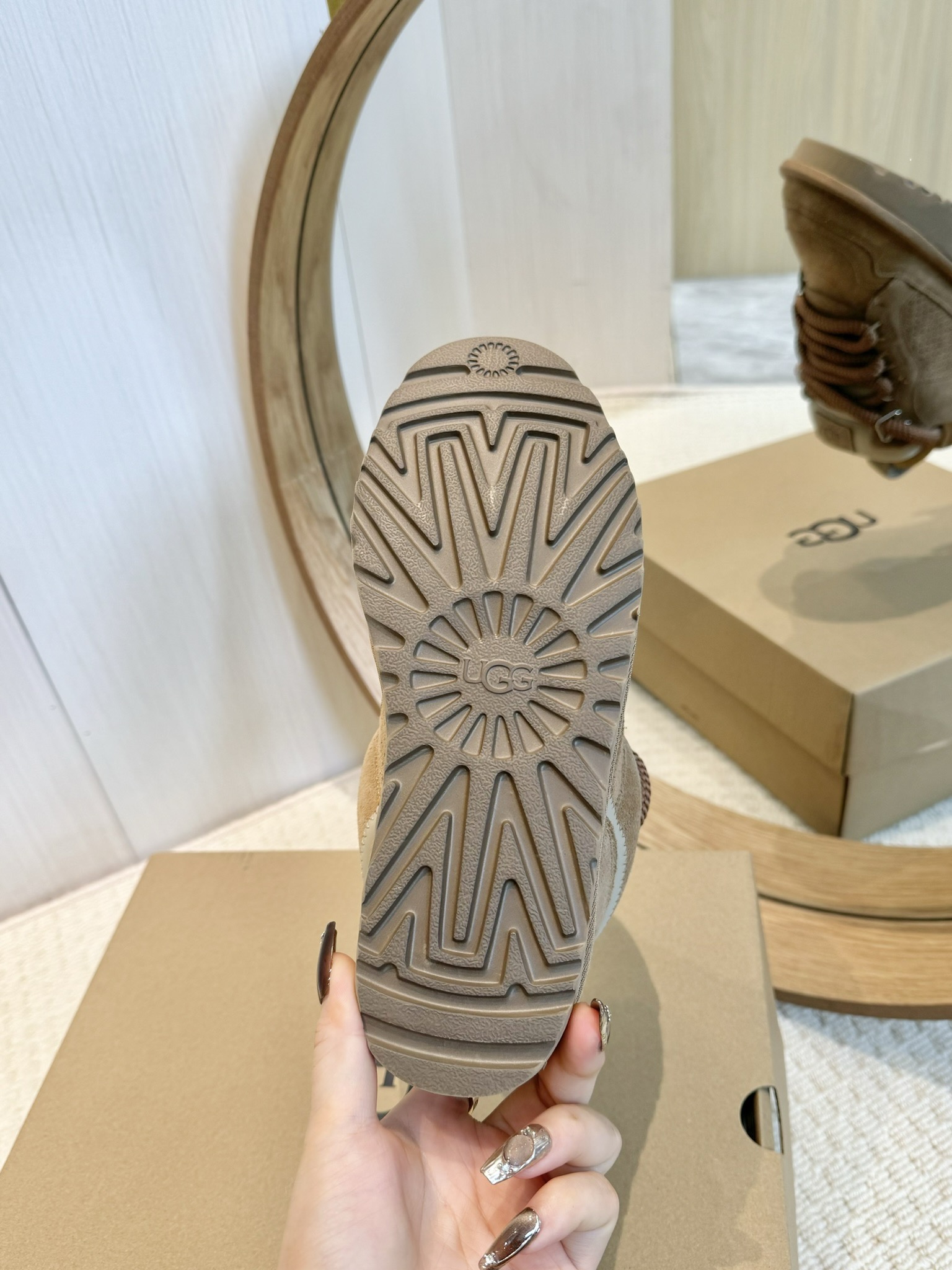 UGG Women Boots Size 35-40