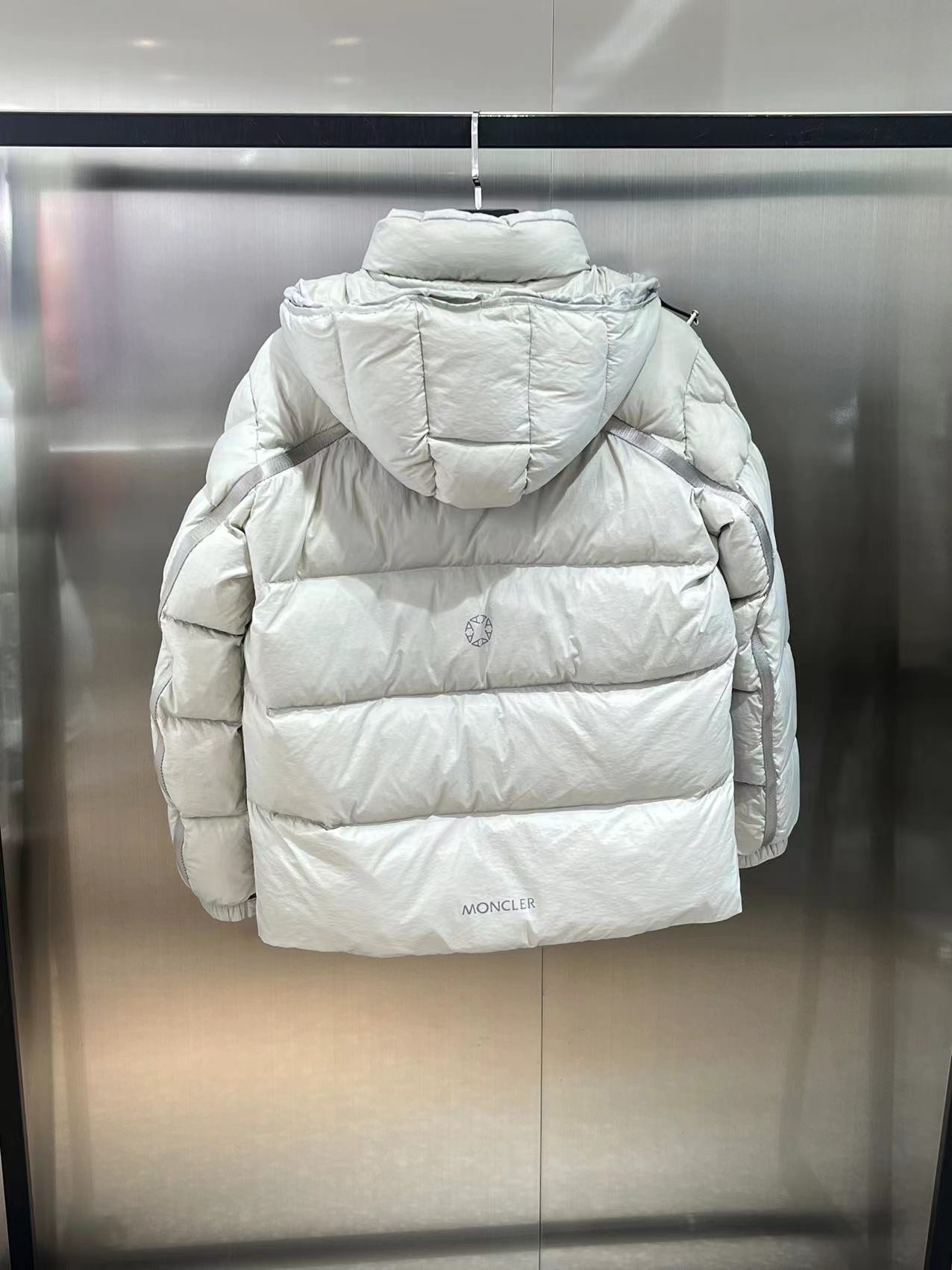 Moncler 25ss 1952 Unisex Winter Jacket Size 1-5
