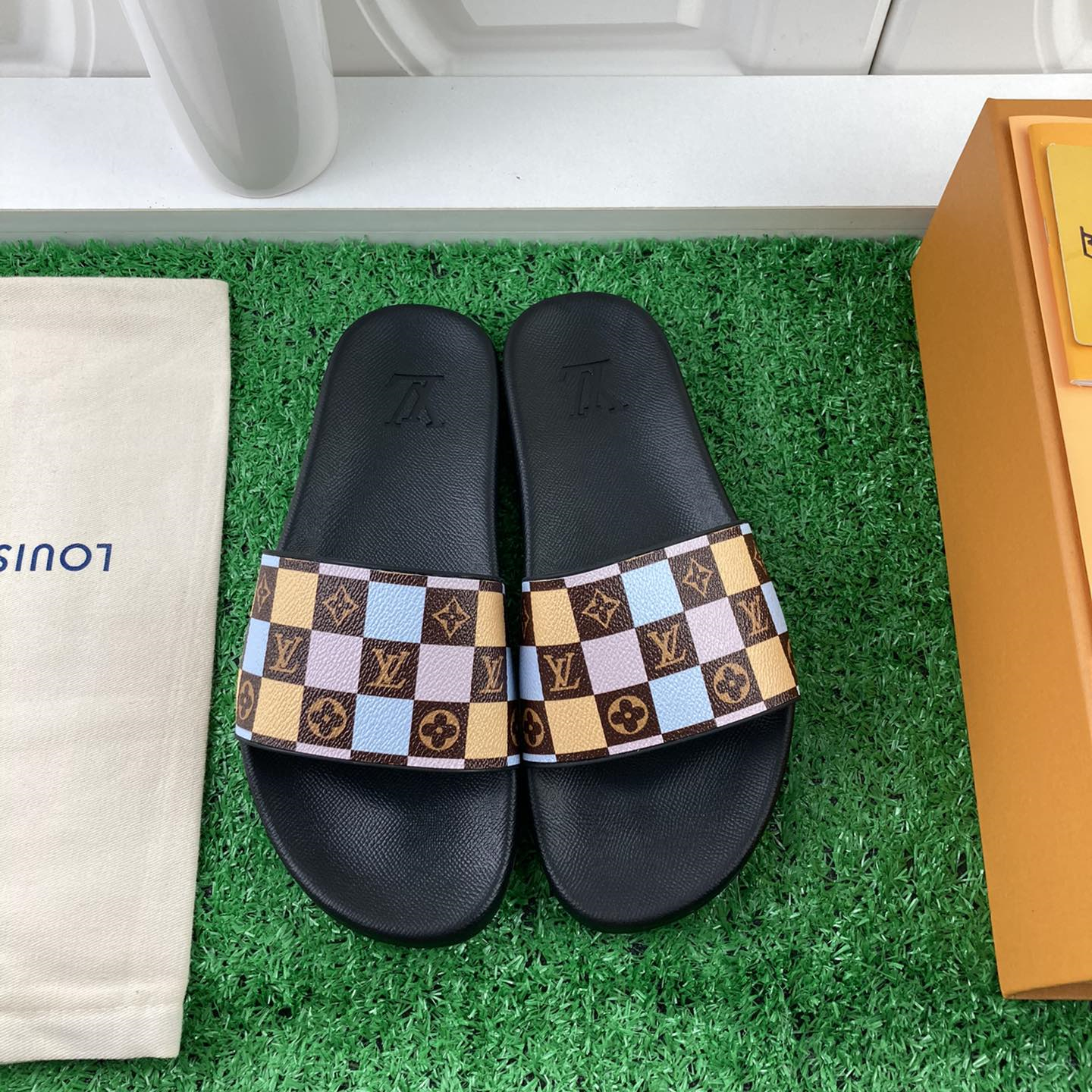 Louis Vuitton 2024ss Candy Series Slippers Size 36-45