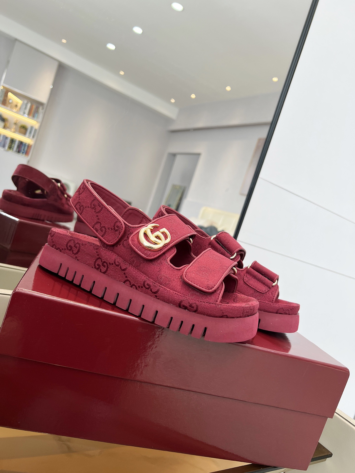 Gucci Women Thick soled Sandals Size 35-41