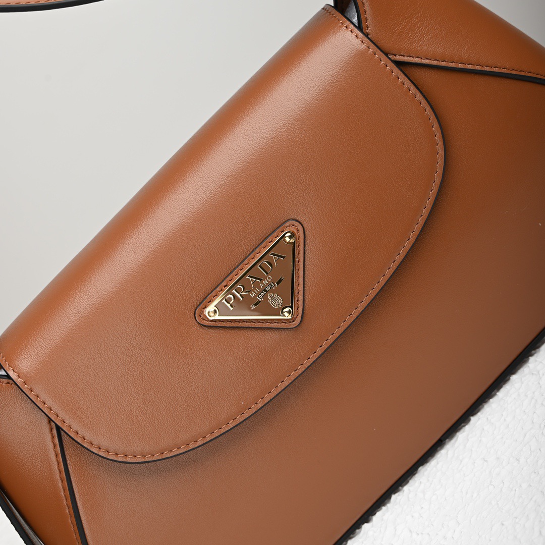 Prada 1BD358 Small Leather Shoulder Bags Size 25*15*5.5cm