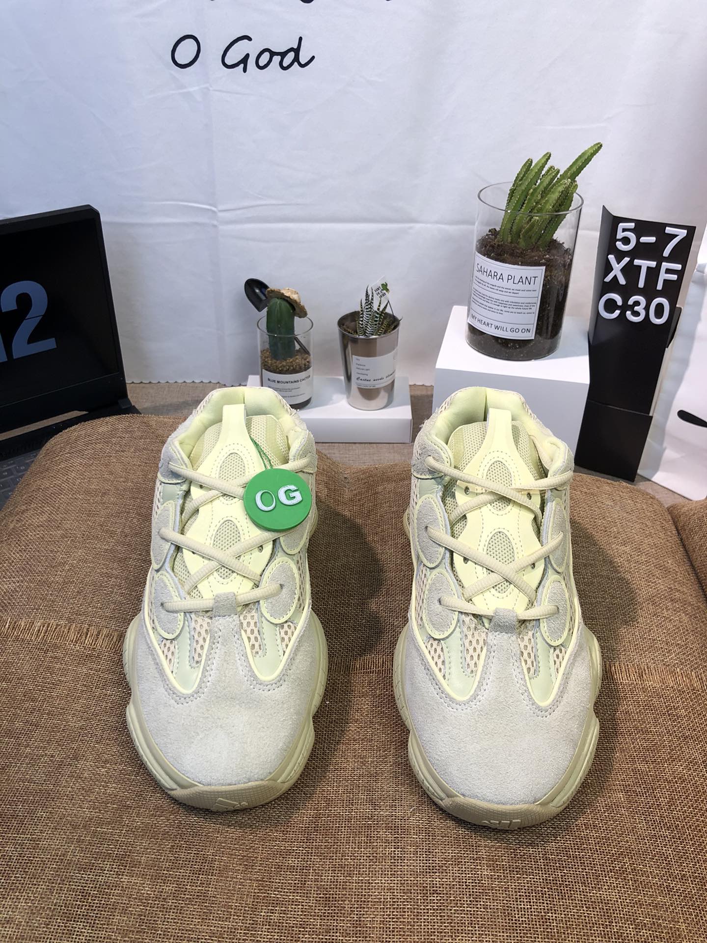 Yeezy 500 Mens/Women's Sneakers Shoes 36 - 47