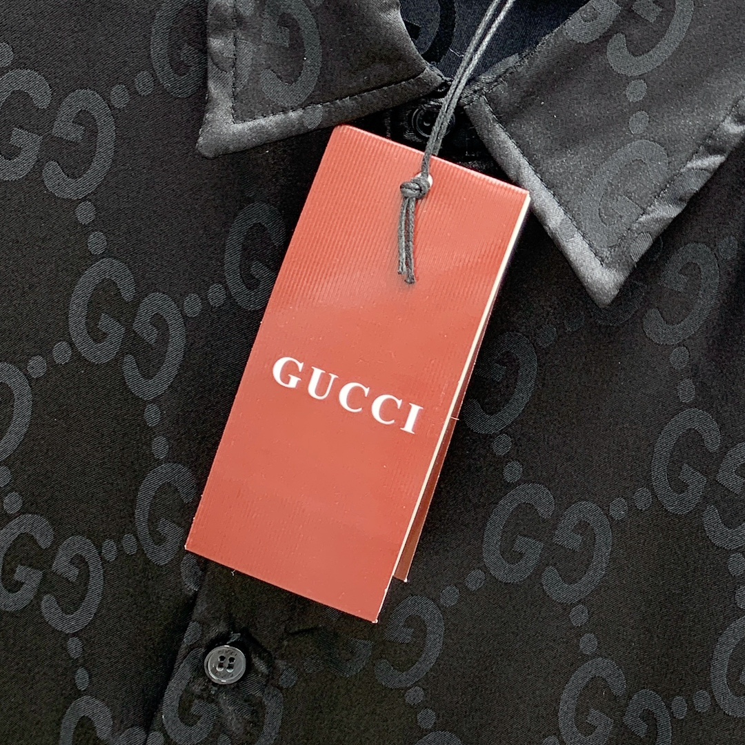 Gucci Sommeranzug Size M-XXL
