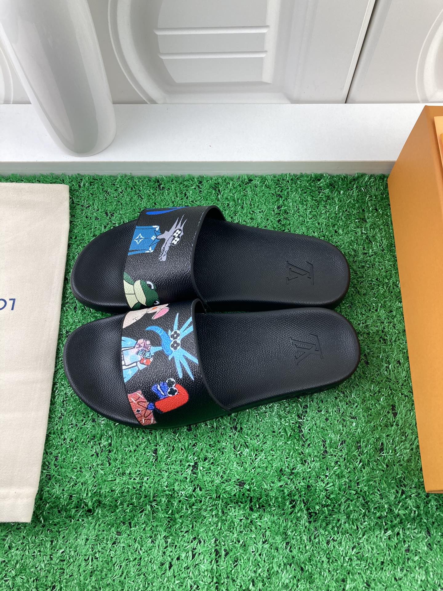 Louis Vuitton 2024ss Candy Series Slippers Size 36-45