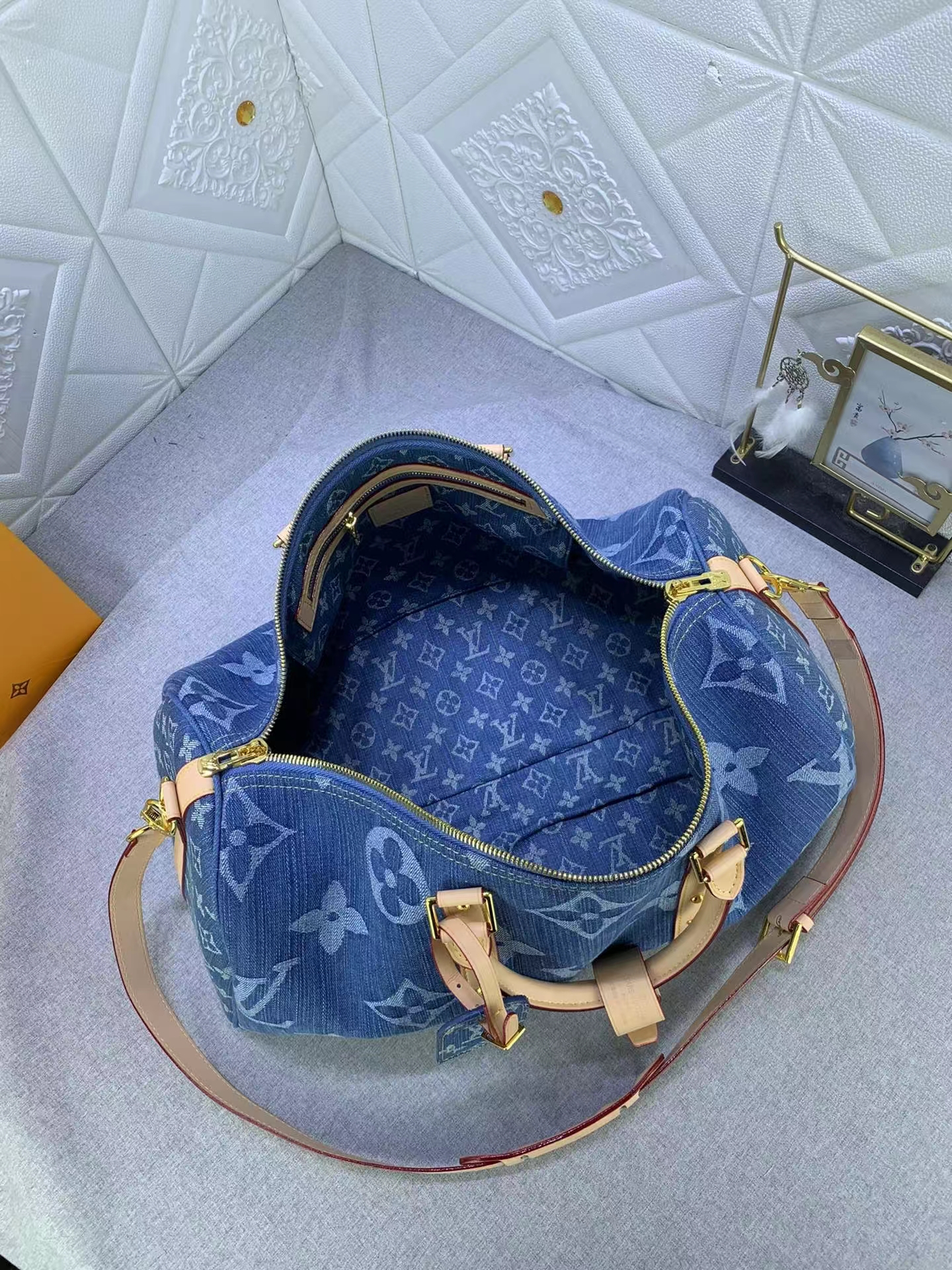 Louis Vuitton KEEPALL BANDOULIÈRE 45 Keepall Bandoulière Monogram Denim Travel Bags Size 45*27*20cm