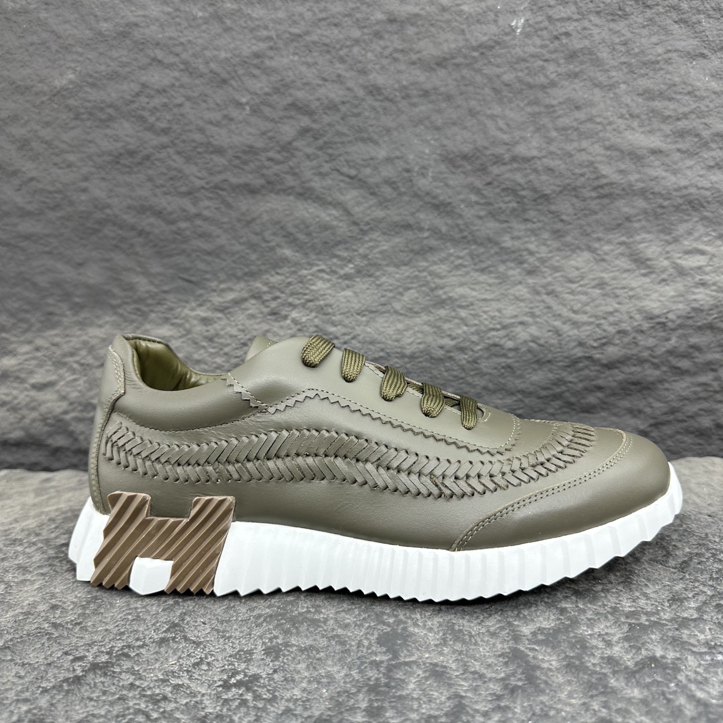 Hermes Bouncing Sneaker Size 40-46