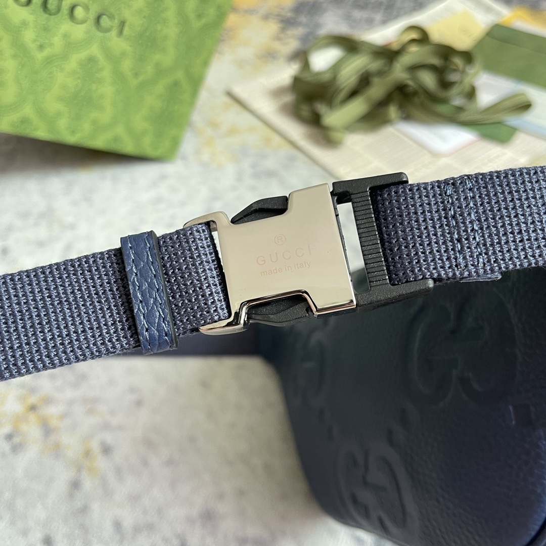 Gucci Men Shoulder Bags 2-Size