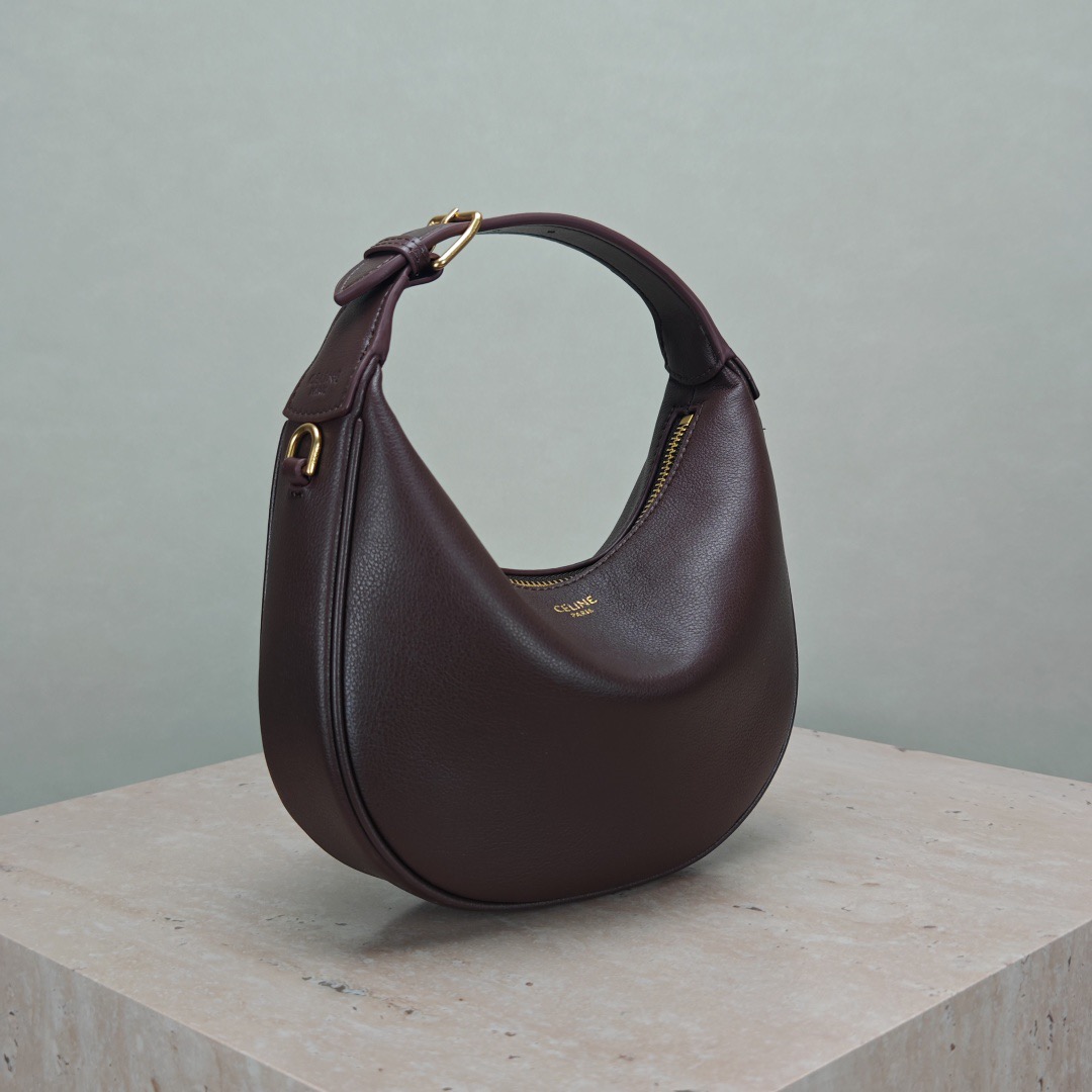 Celine 25ss Lulu Shoulder Bags Size 24*21*5cm