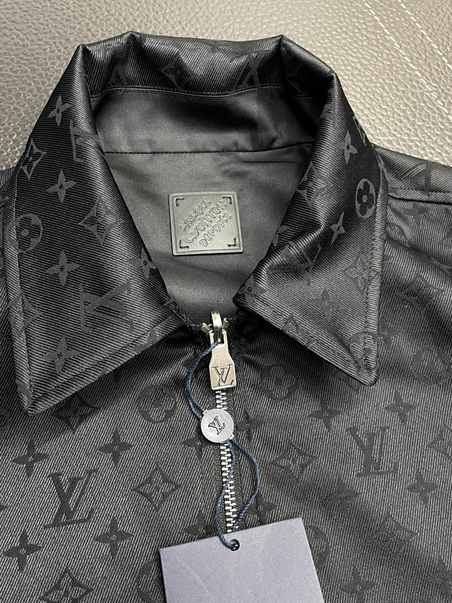 Louis Vuitton Unisex Jacket Size M-XXXL
