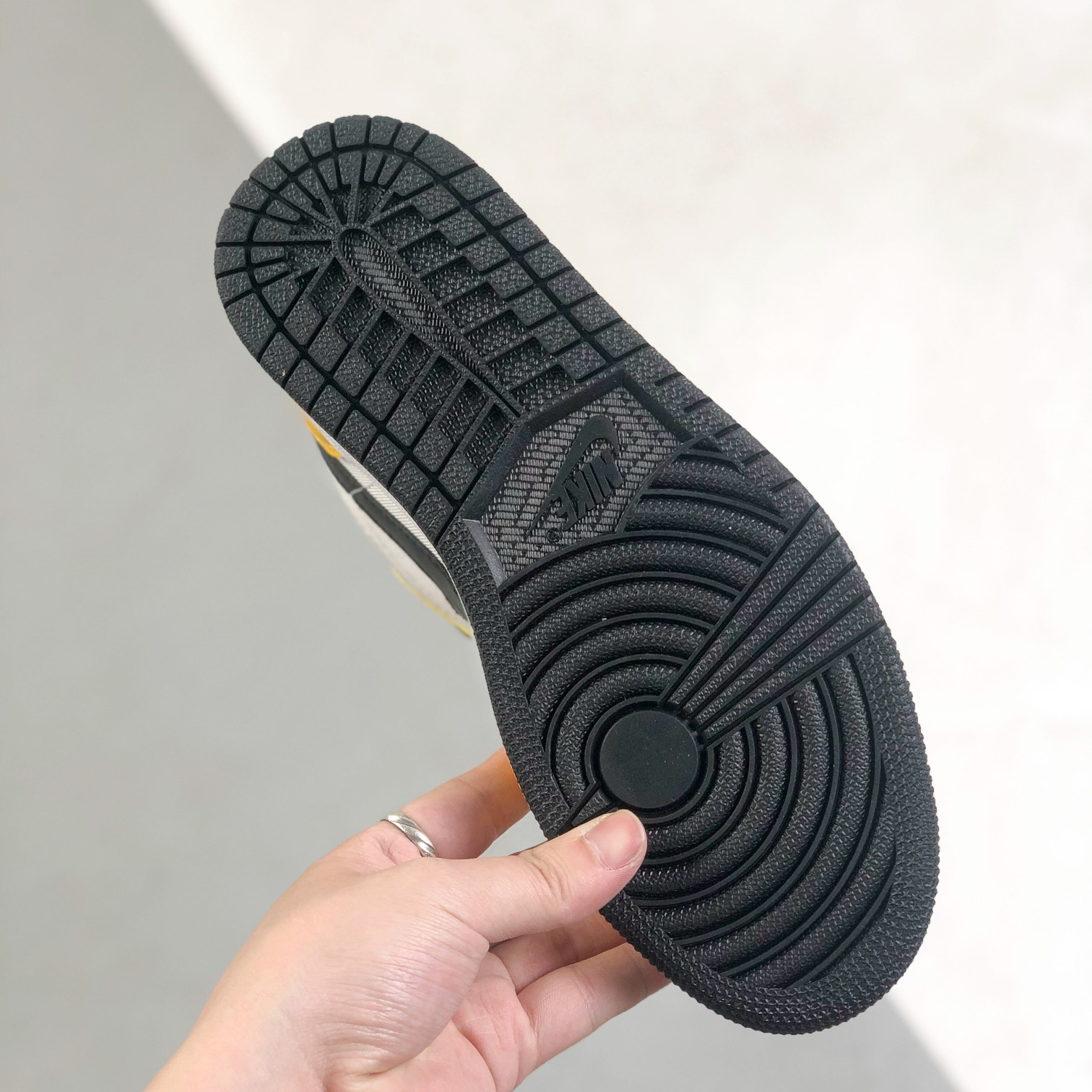 Nike Air Jordan 1 Low Top Sneakers Shoes Gr. 36-46