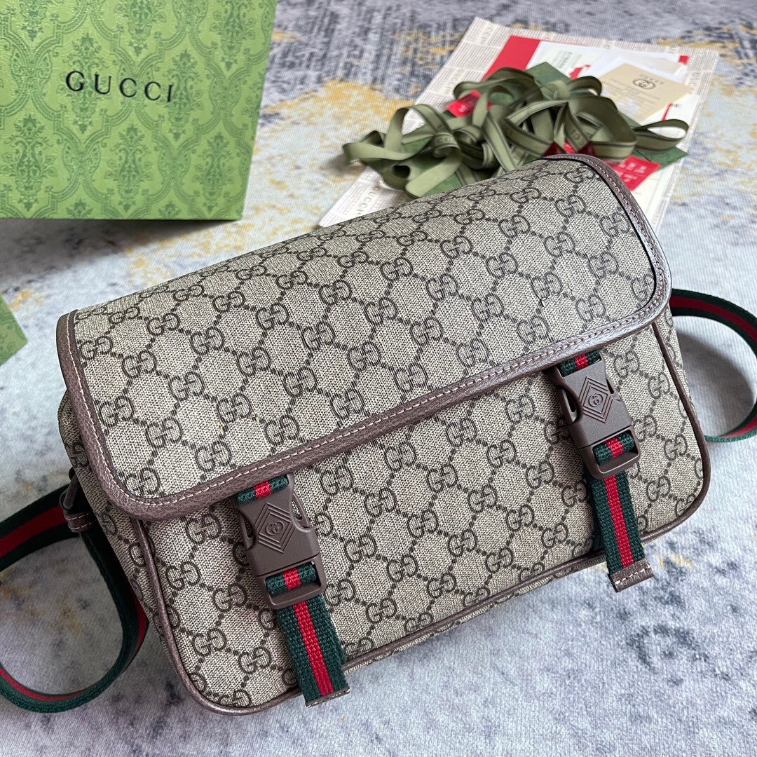 Gucci GG Supreme Shoulder Bags Size 27*20*10cm