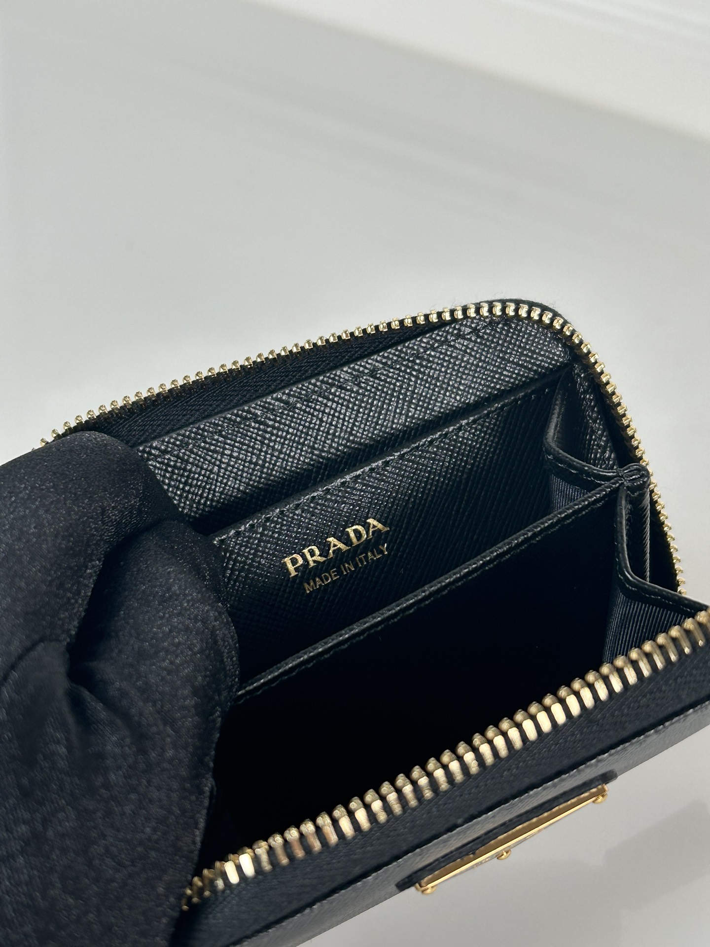 Prada Card Holder Size 11*8cm
