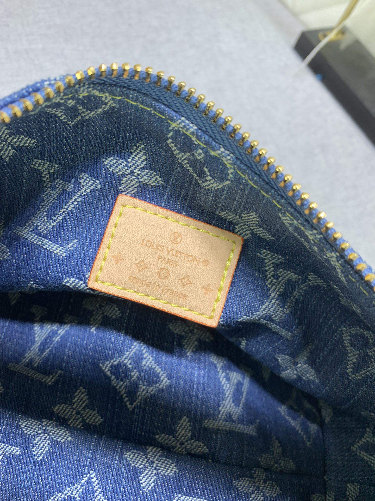 Louis Vuitton M82949 Hills Pochette Monogram Denim Denim Cowboy Shoulder Bags Size 20.5*6*16cm