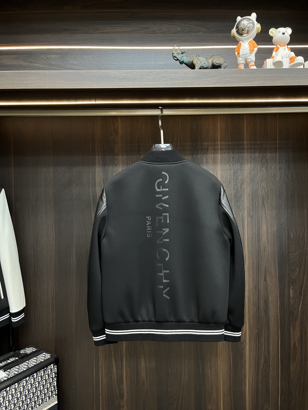 Givenchy Unisex Jacket Size M-XXXL