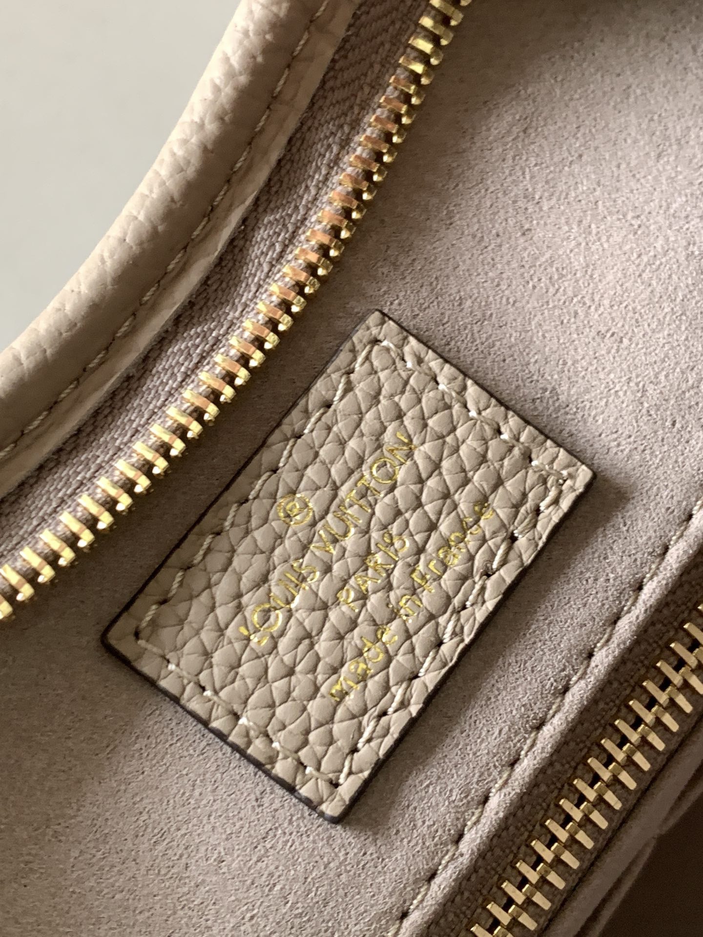 Louis Vuitton M46277 CarryAll Women Bags Size 29*24*12cm