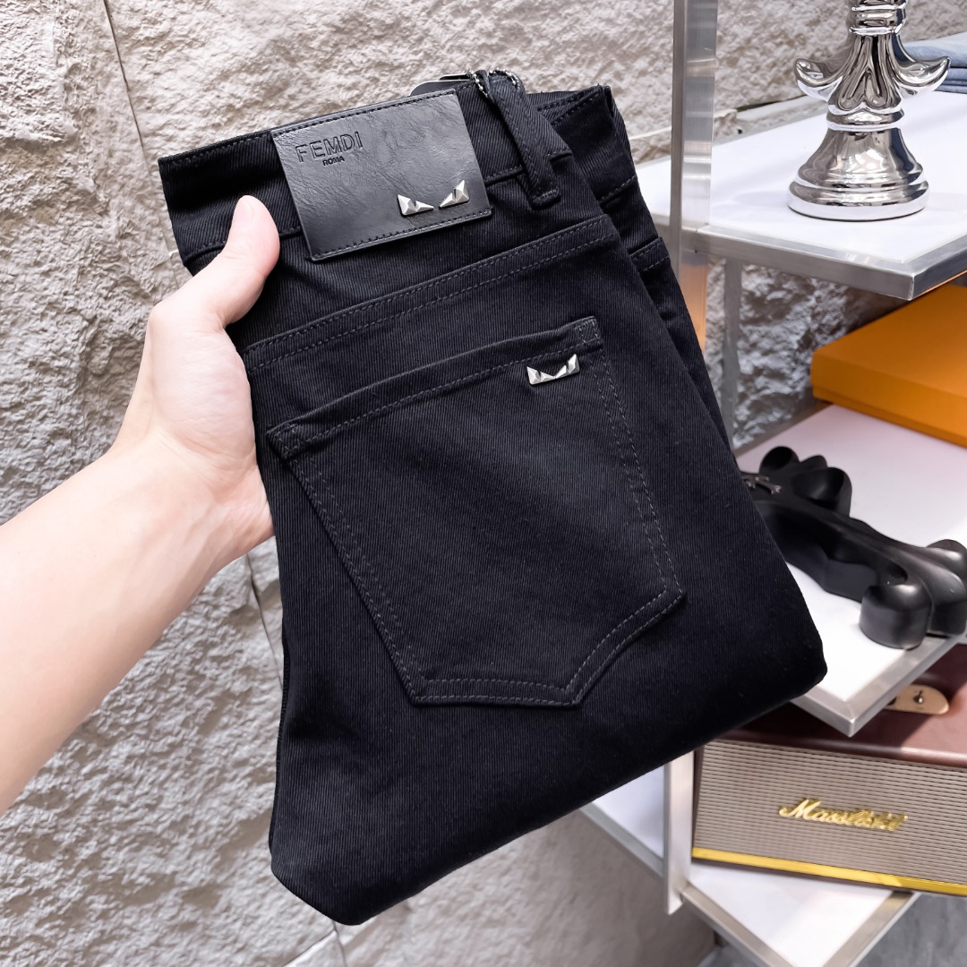 Fendi Jeans Men Size 28-38