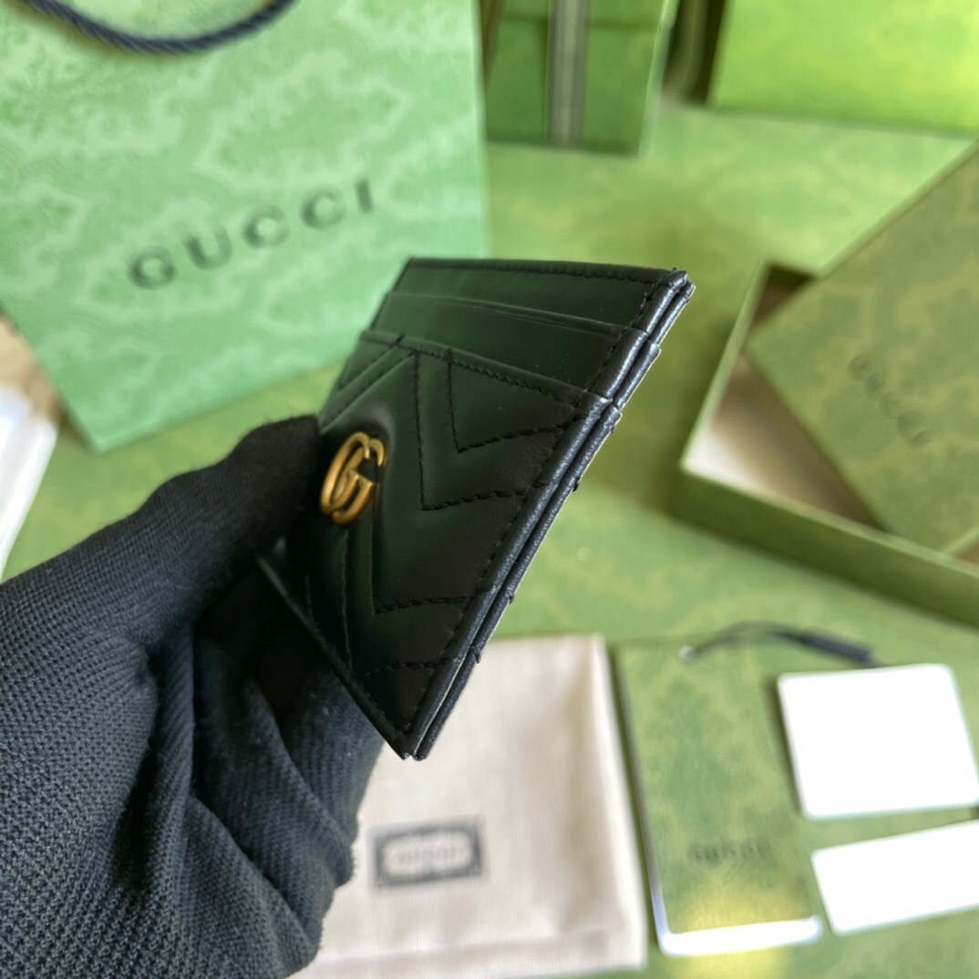 Gucci GG Marmont card case Size 10*7cm Style: 443127
