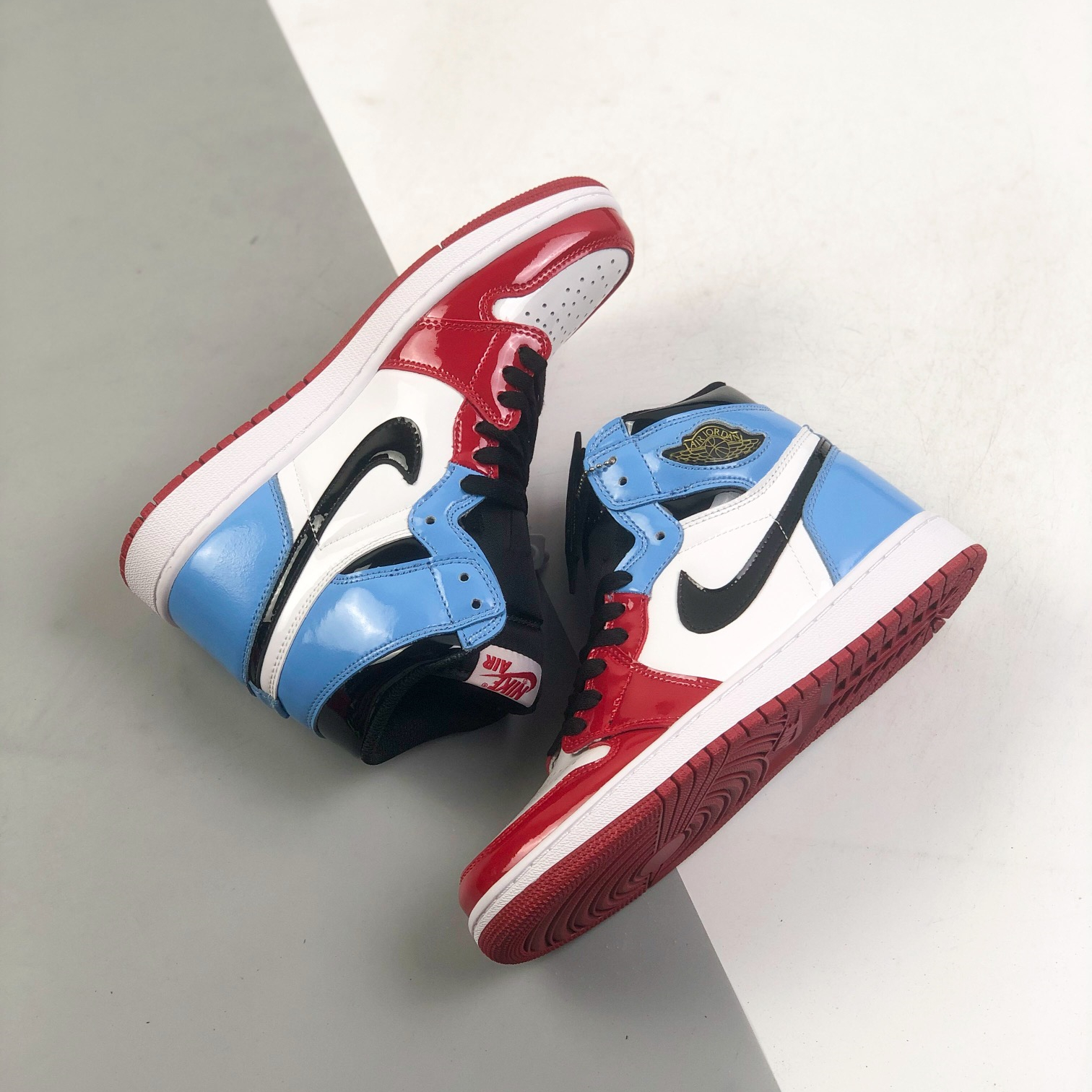 Nike Air Jordan 1 High Top Sneakers Shoes Gr. 36-46