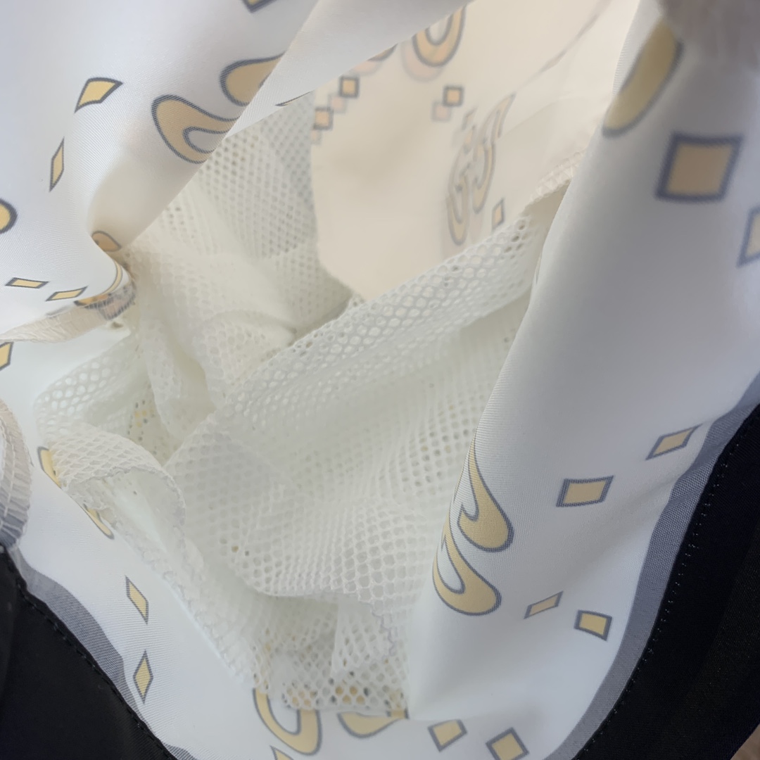 Gucci Sommeranzug Size M-XXXL