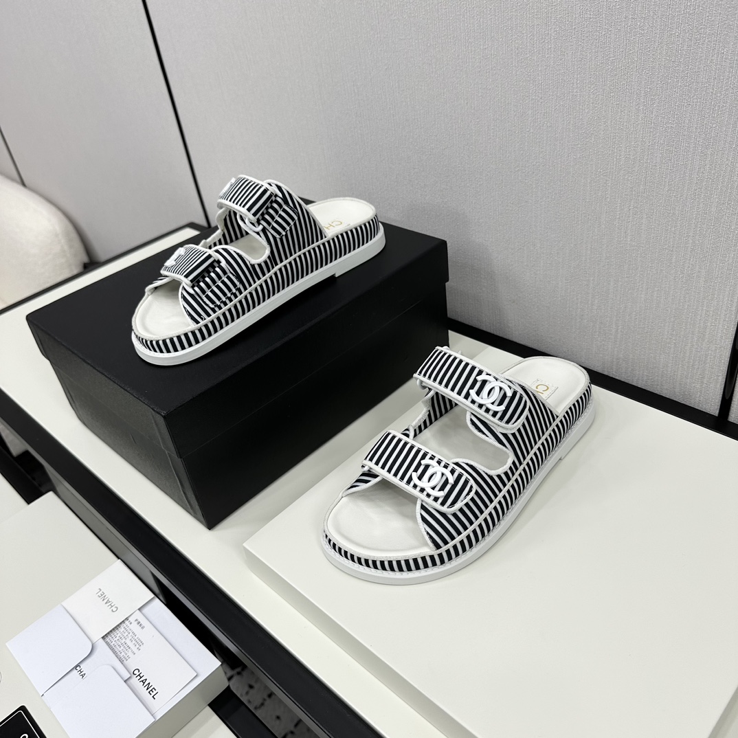 Chanel 2024 New Slippers Size 36-41