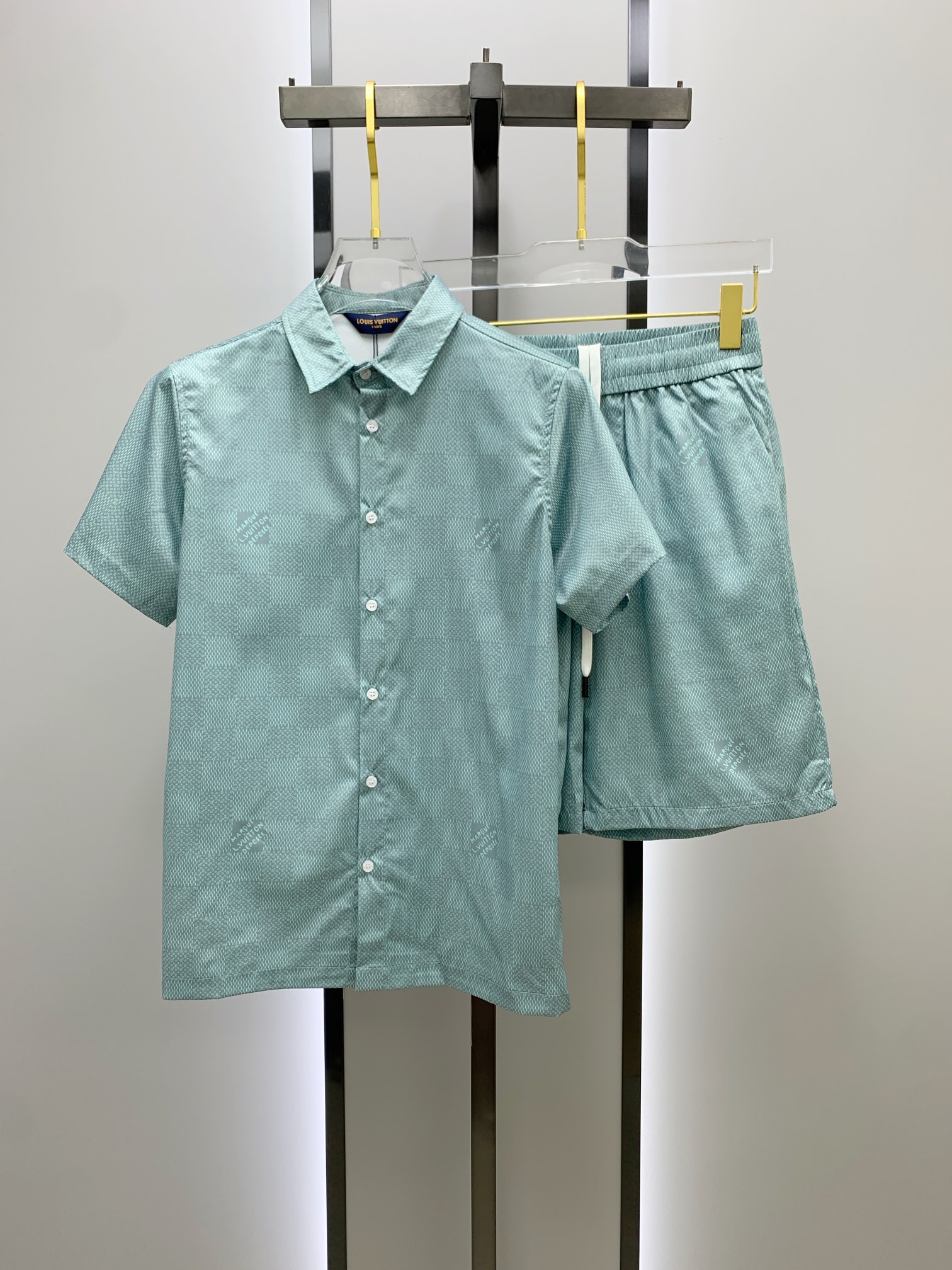 Louis Vuitton Sommeranzug Size M-XXL