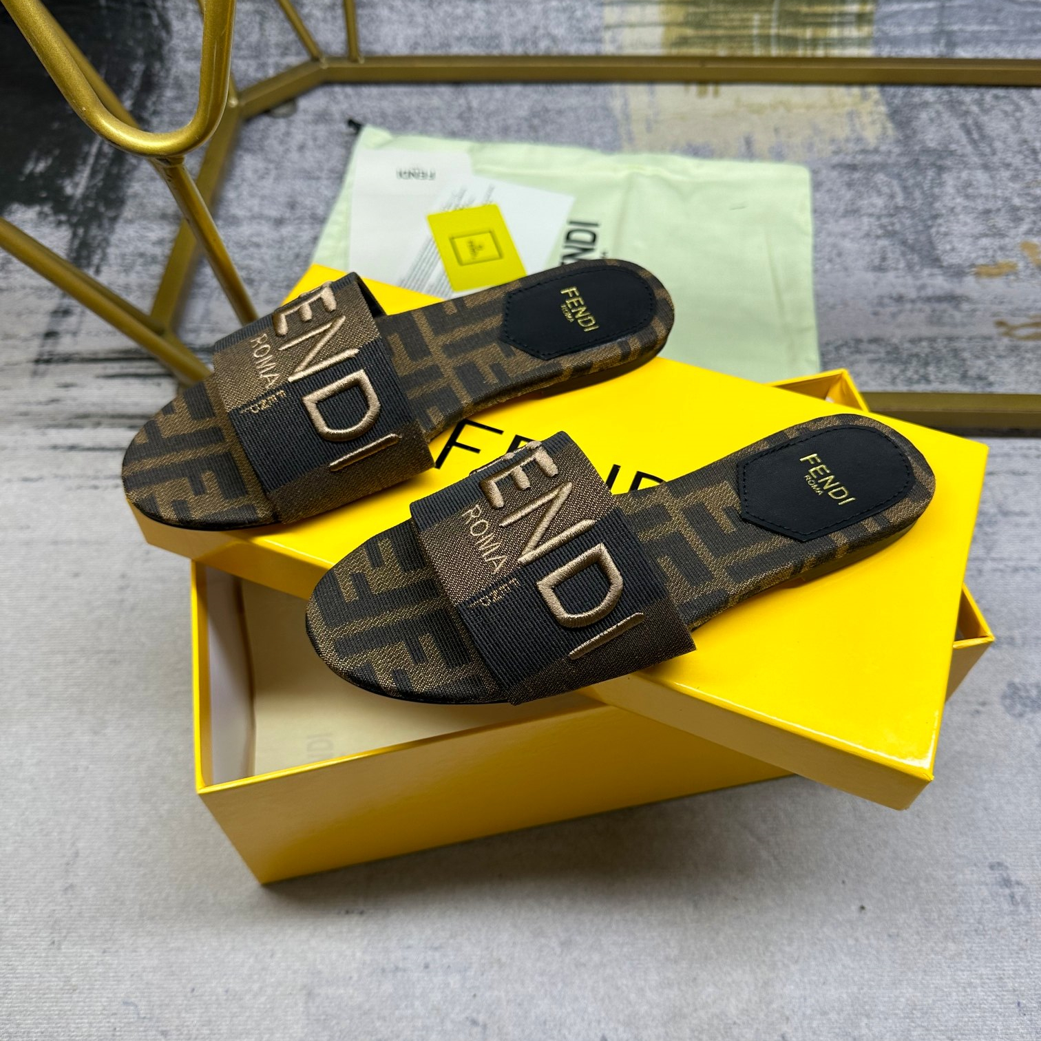 Fendi Slippers Size 36-42
