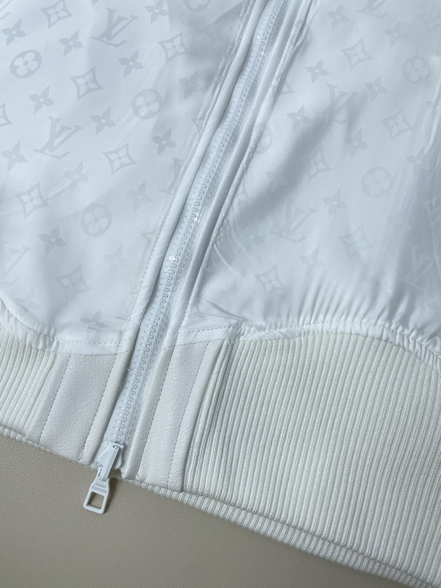 Louis Vuitton Unisex Jacket Size S-L