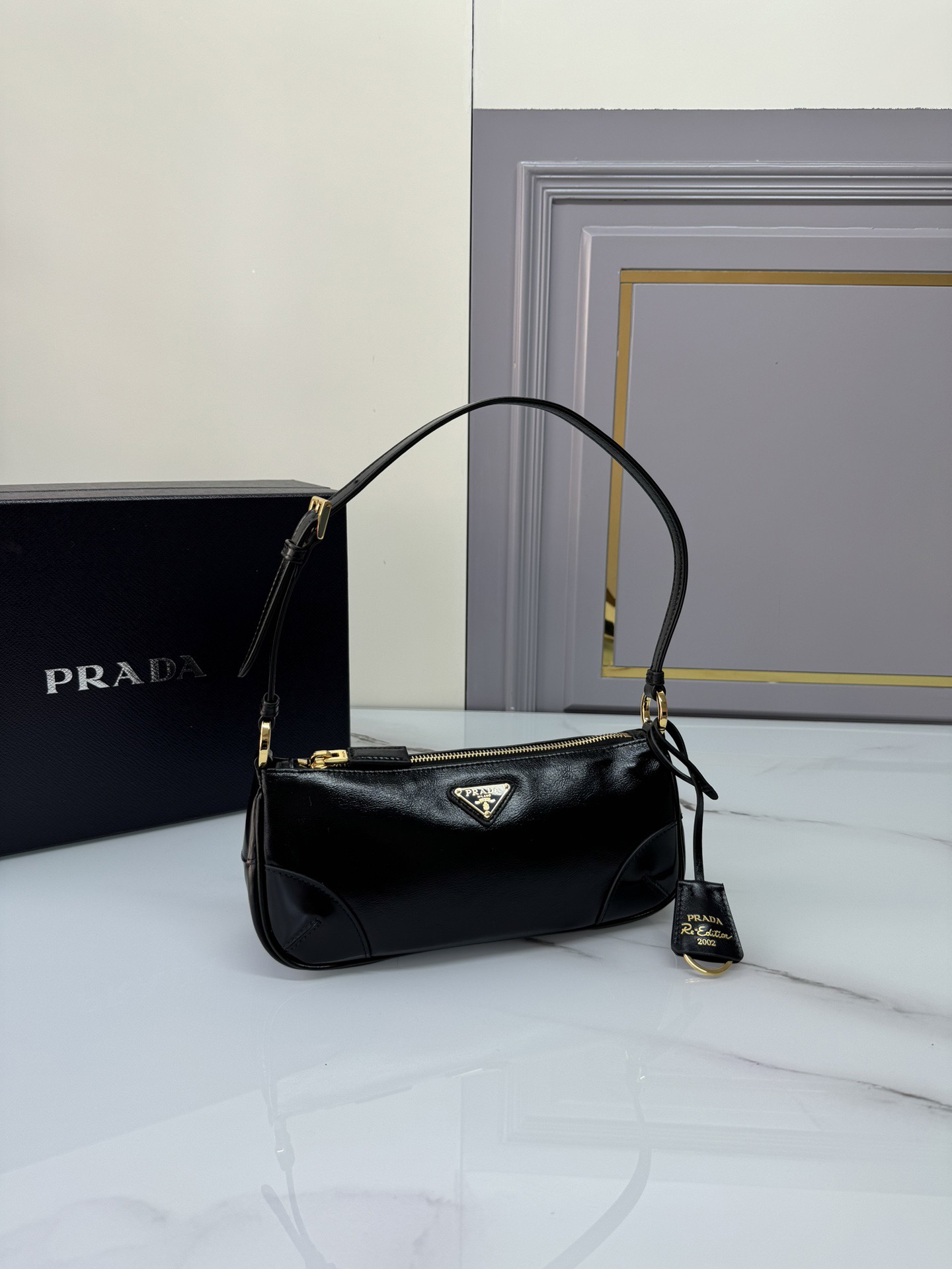 Prada 1BC201 Re-Edition 2002 Small Leather Shoulder Bags Size 23.5*10*5cm