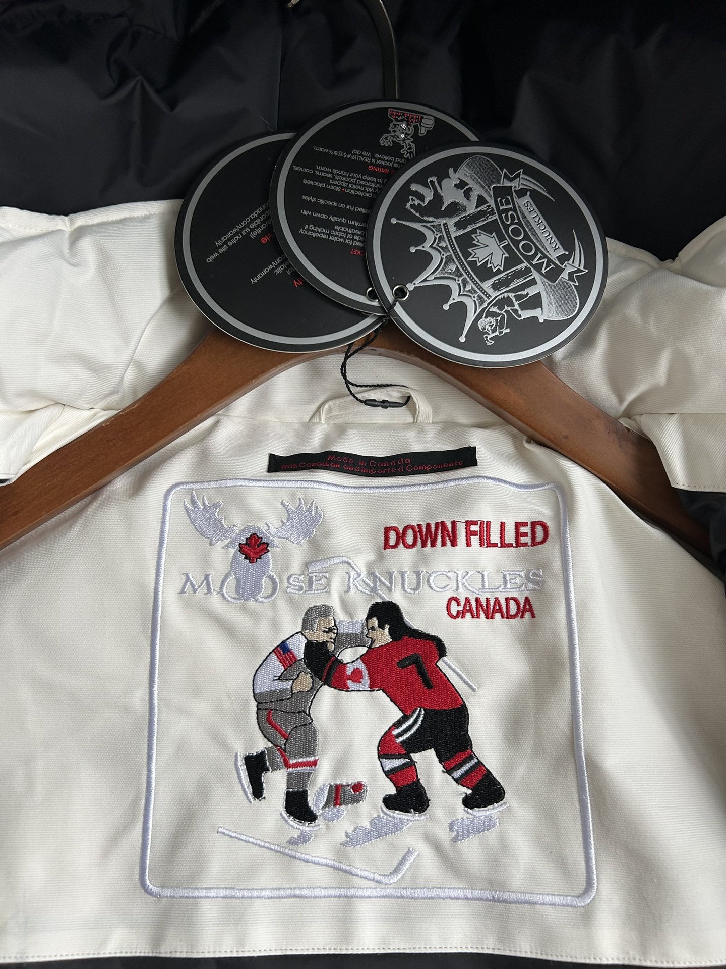 Moose Knuckles 06 Men Winter Jacket Size S-XXL White