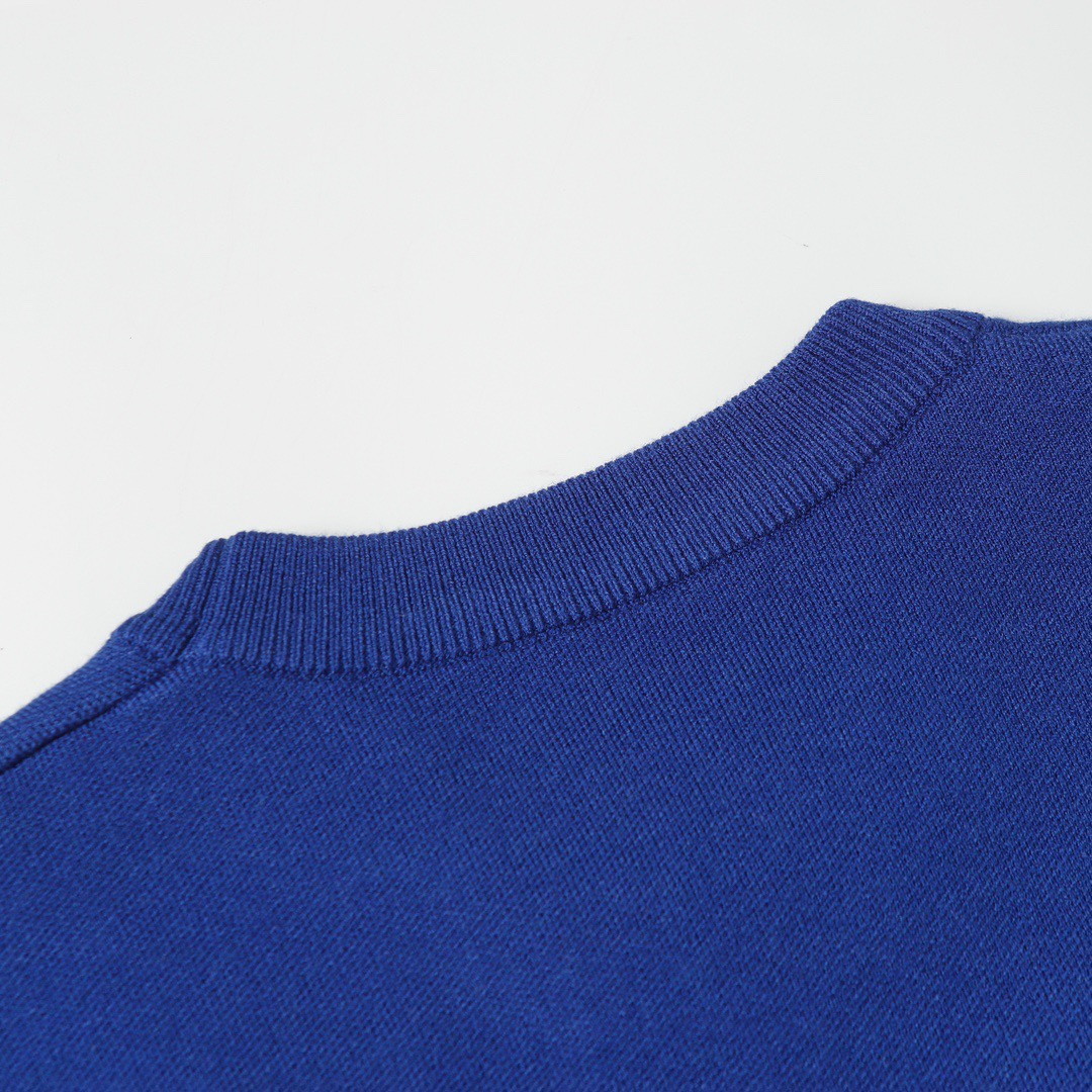 Loewe Unisex Sweatshirt Size S-L