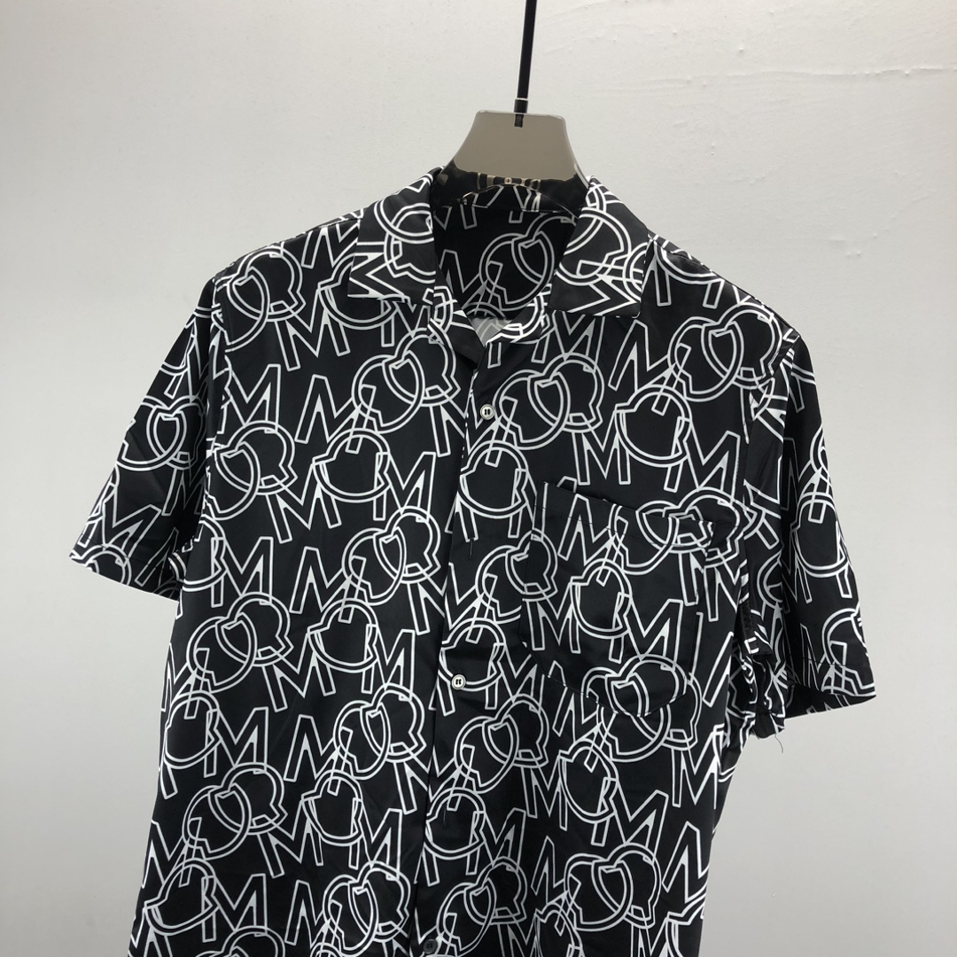 Moncler Sommeranzug Size S-XXL