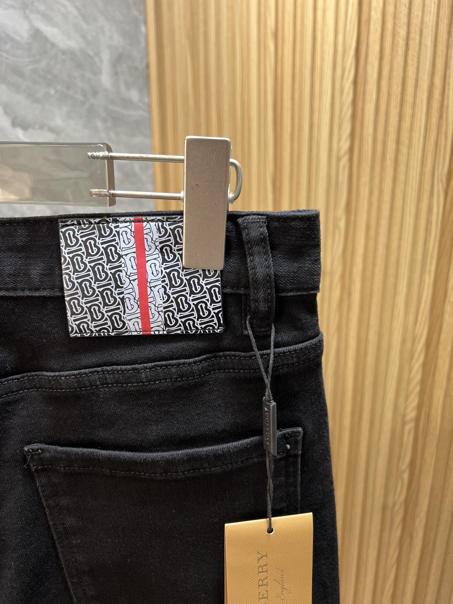 Burberry Jeans Men Size 29-38