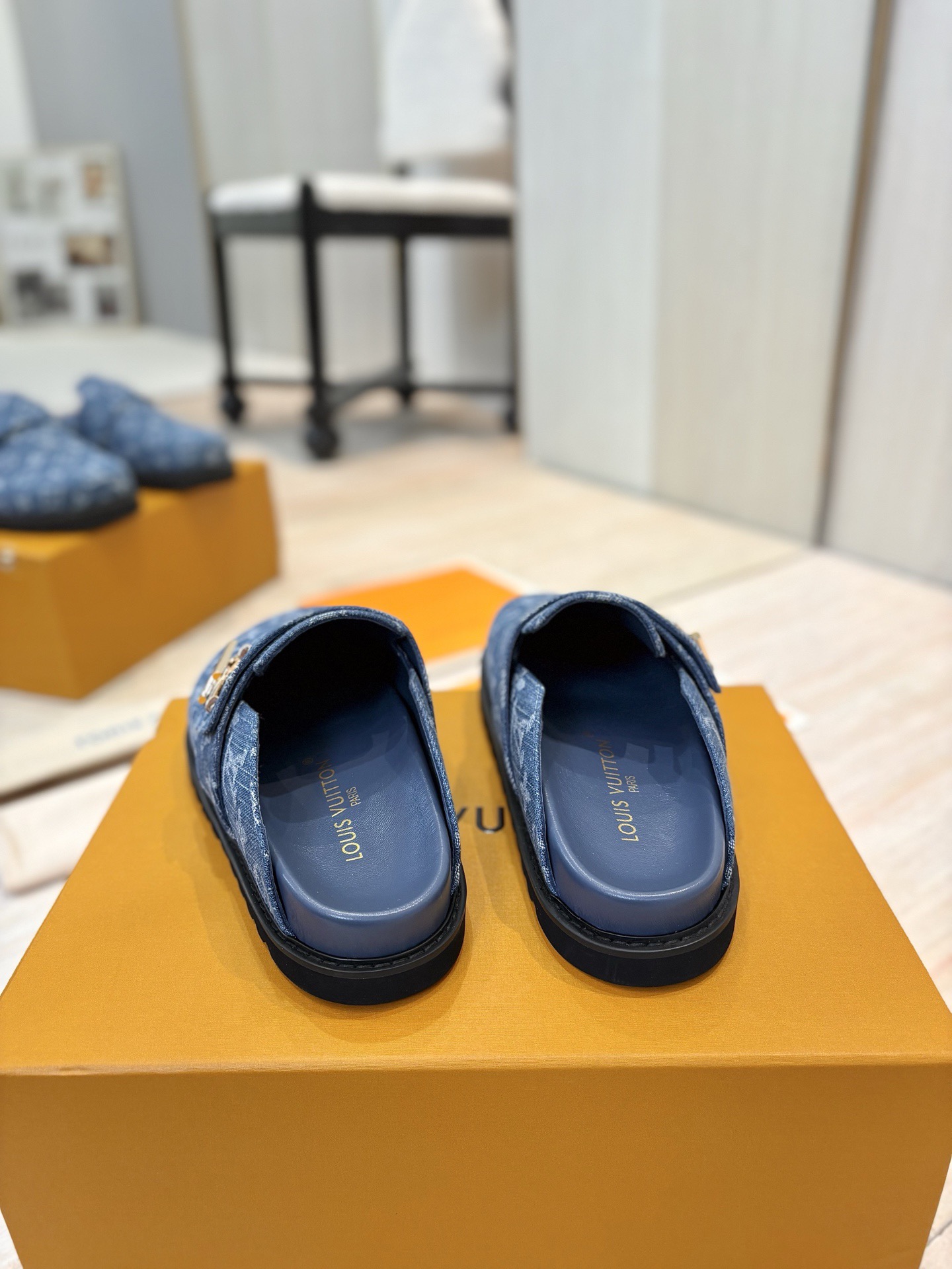 Louis Vuitton Pool Pillow Flat Comfort Slippers Size 36-45