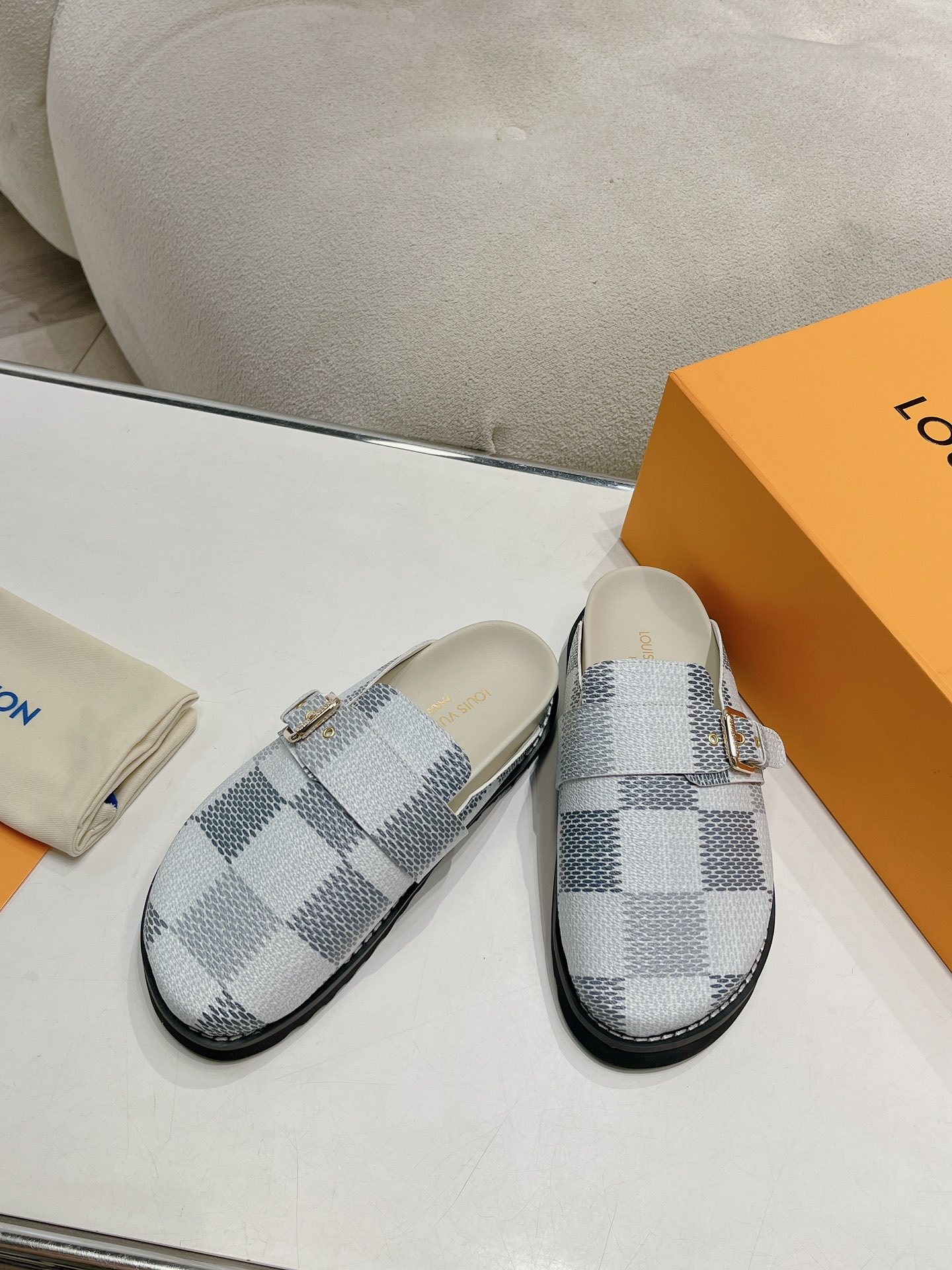 Louis Vuitton Winterbreak Comfert Slippers Size 35-46