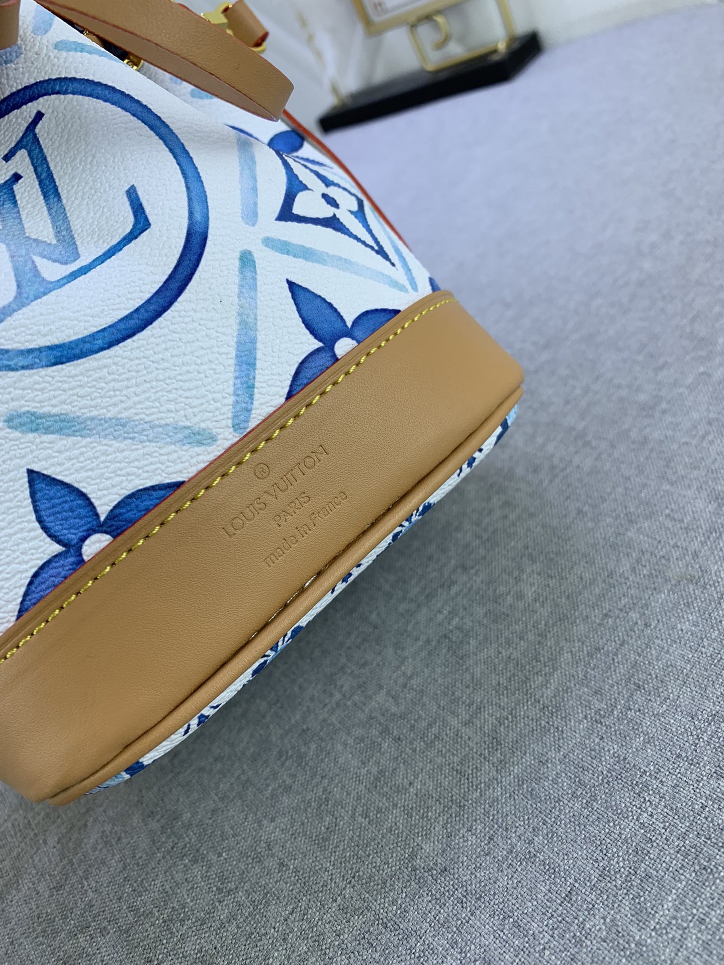 Louis Vuitton M83620 Nano Noé Shoulder Bag Size 13*16*10cm