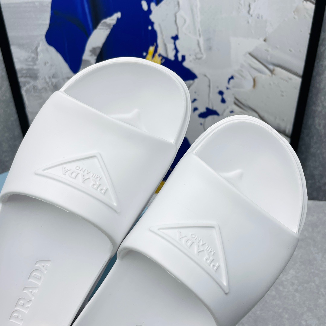 Prada Rubber Slippers Size 35-45 Black/White