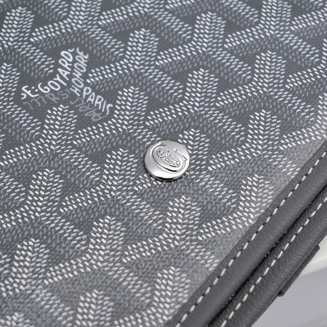 Goyard Shoulder Bags Size 20.5*14*2cm