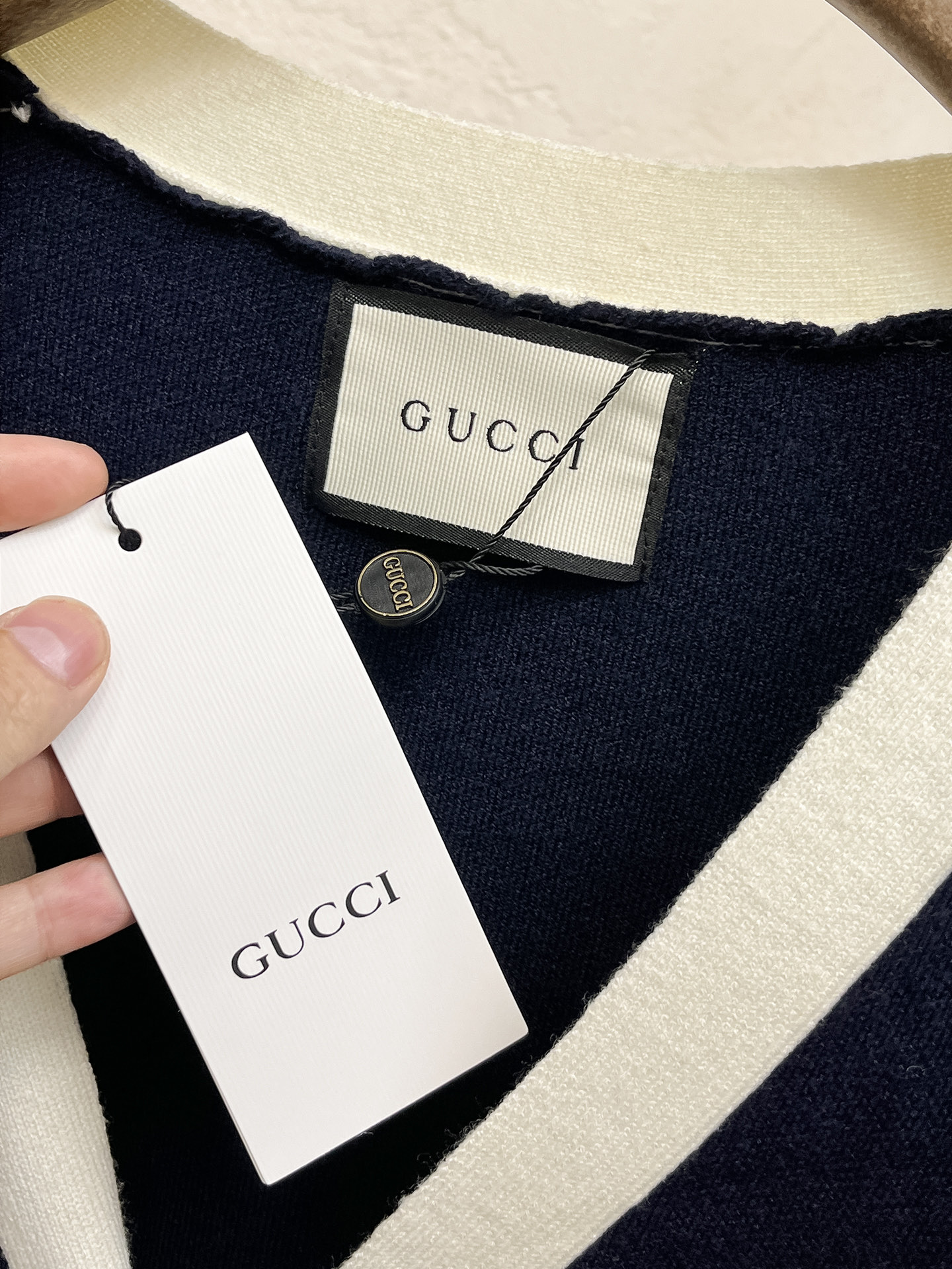 Gucci Unisex Cardigan Sweatshirt Size M-XXXL