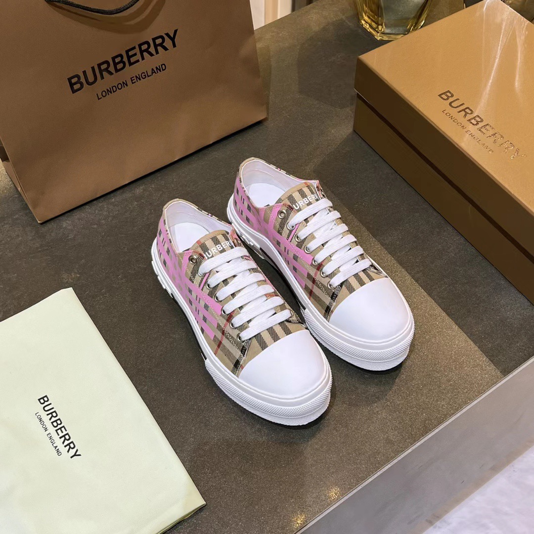 Burberry Sneaker Size 36-45